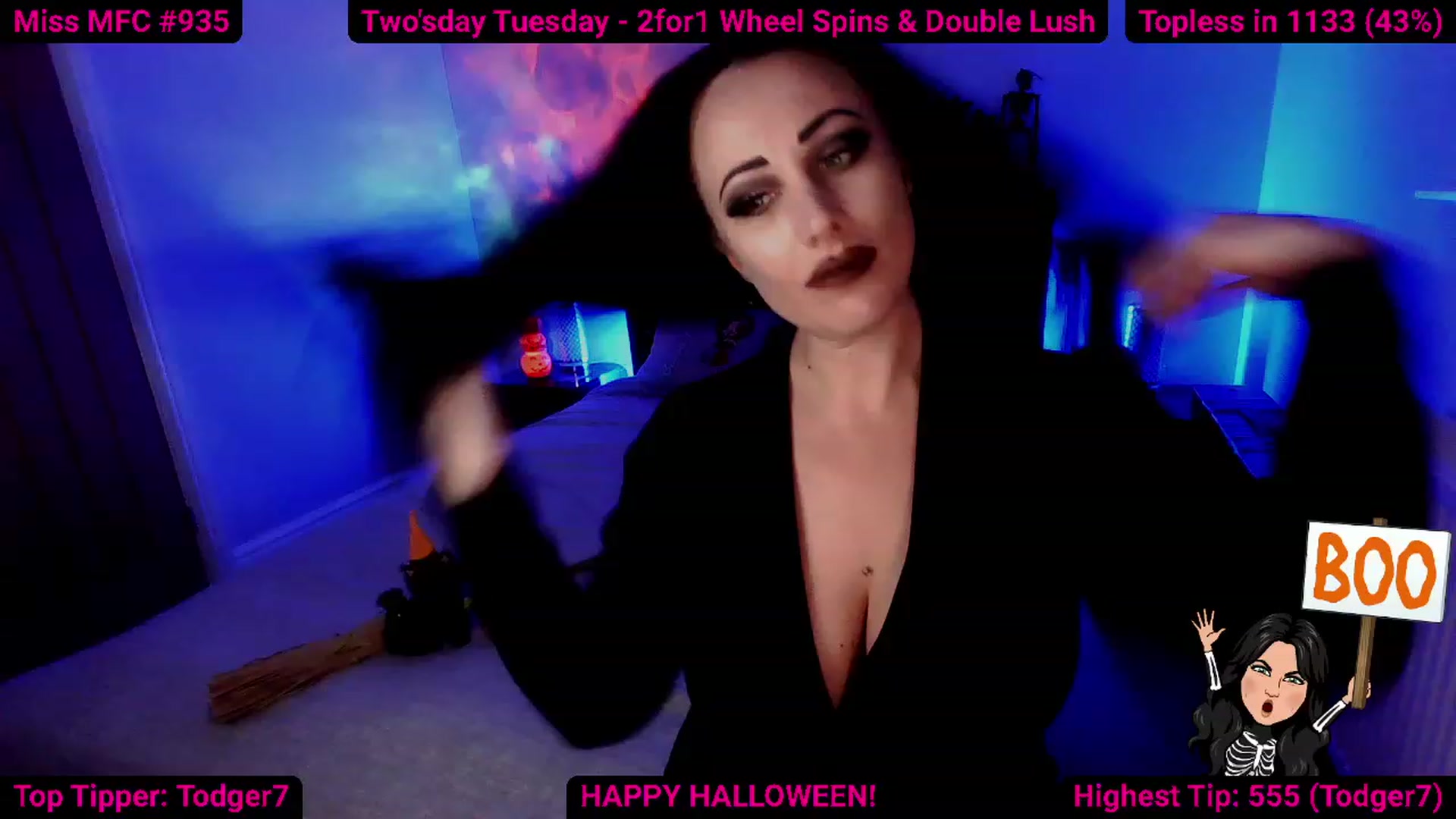 Gallery image thumbnail from Cassie_Hart's myfreecams stream on, 10/31/2023, 16:42 image 7 of 20