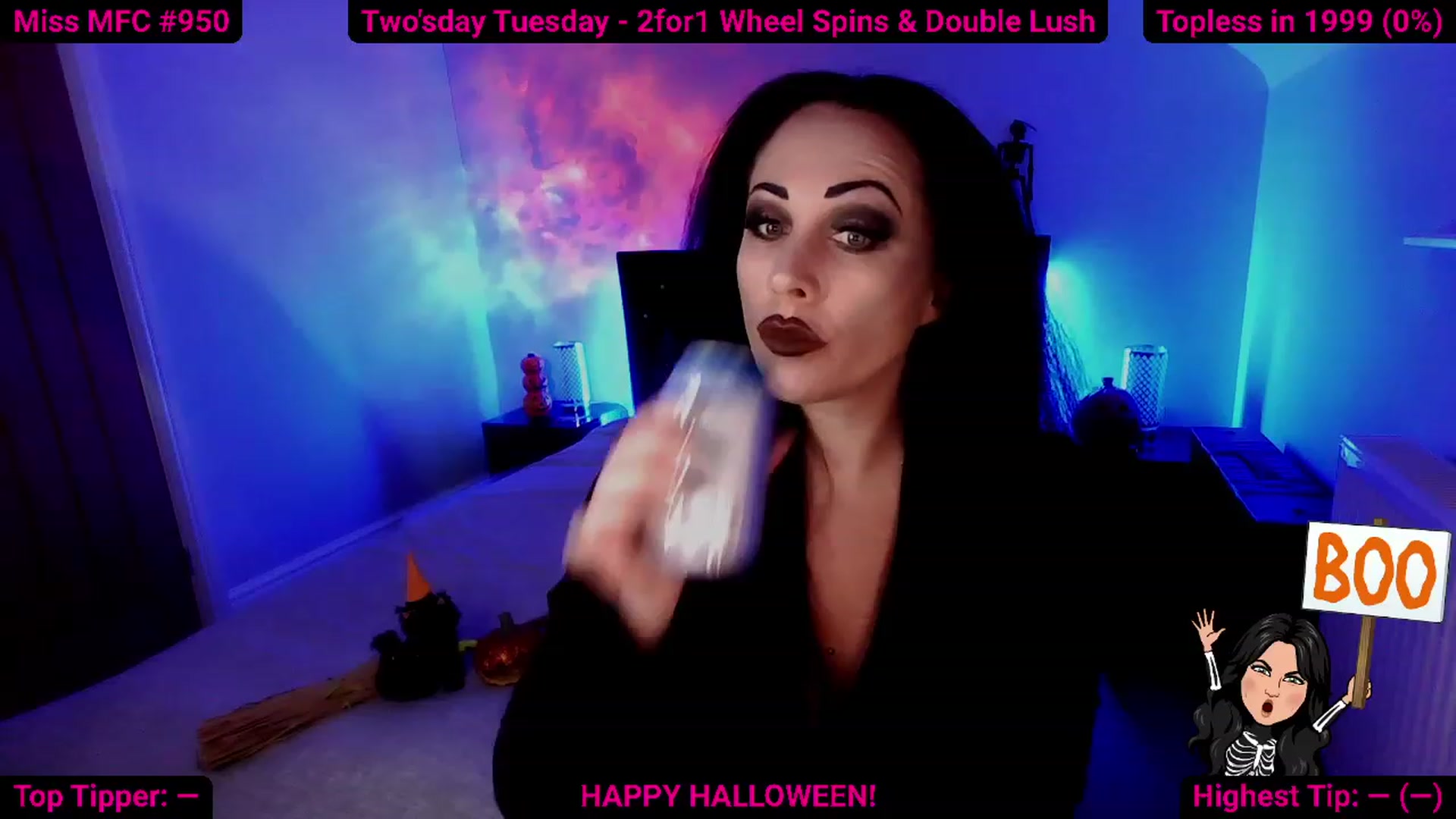 Gallery image thumbnail from Cassie_Hart's myfreecams stream on, 10/31/2023, 16:42 image 1 of 20
