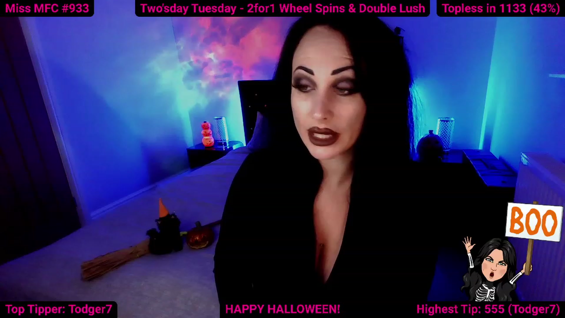 Gallery image thumbnail from Cassie_Hart's myfreecams stream on, 10/31/2023, 16:42 image 5 of 20