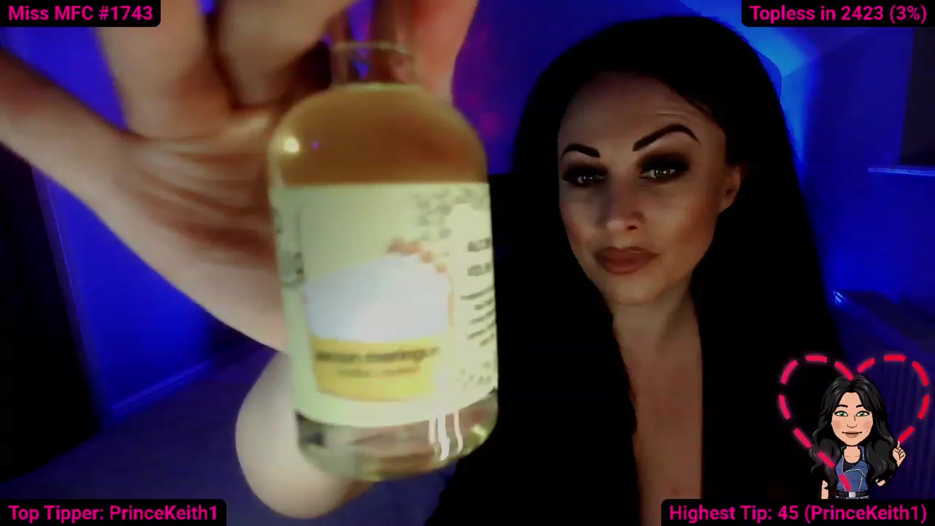 Gallery image thumbnail from Cassie_Hart's myfreecams stream on, 12/28/2023, 16:03 image 10 of 20