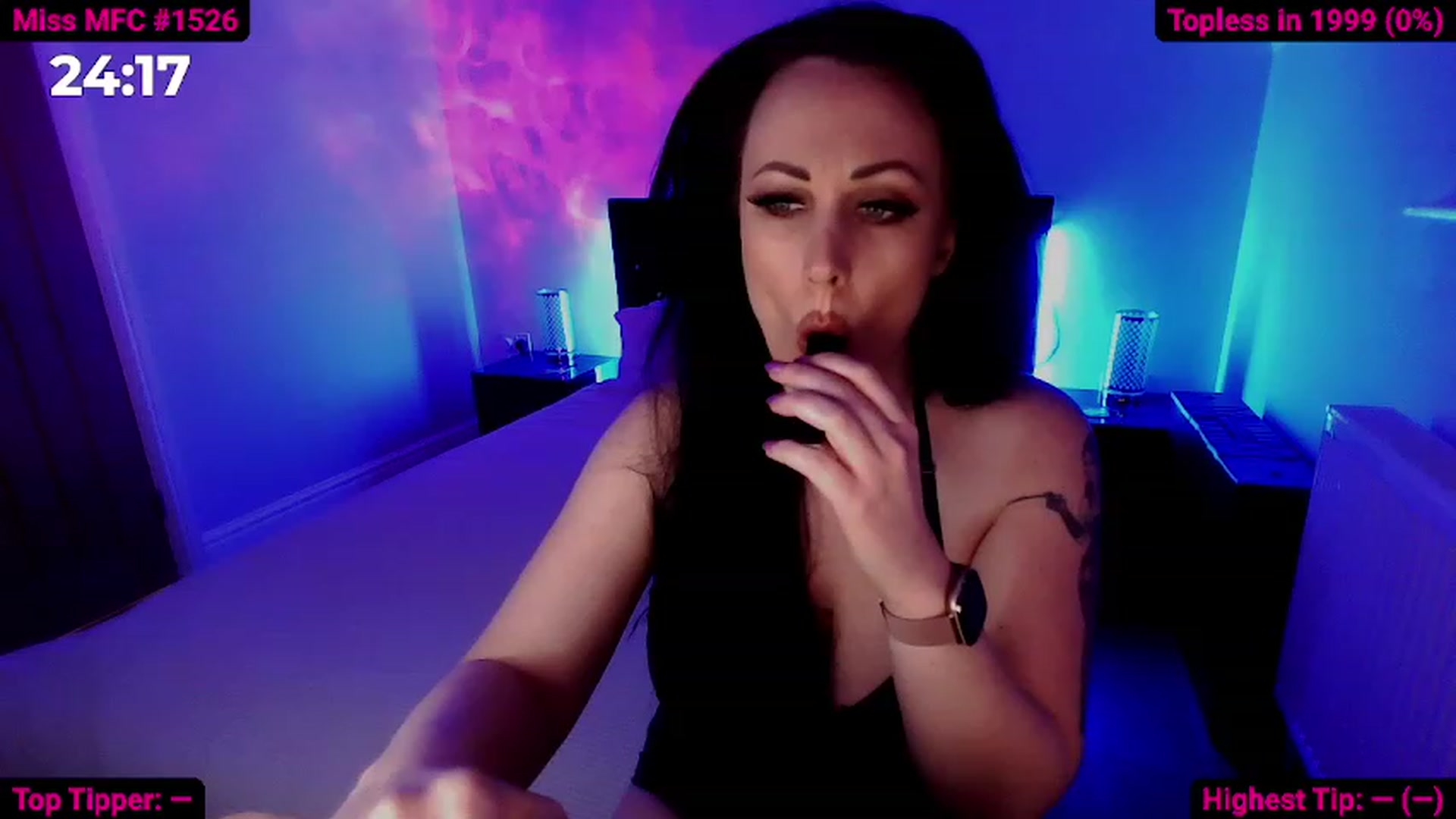 Gallery image thumbnail from Cassie_Hart's myfreecams stream on, 03/08/2024, 15:00 image 8 of 20