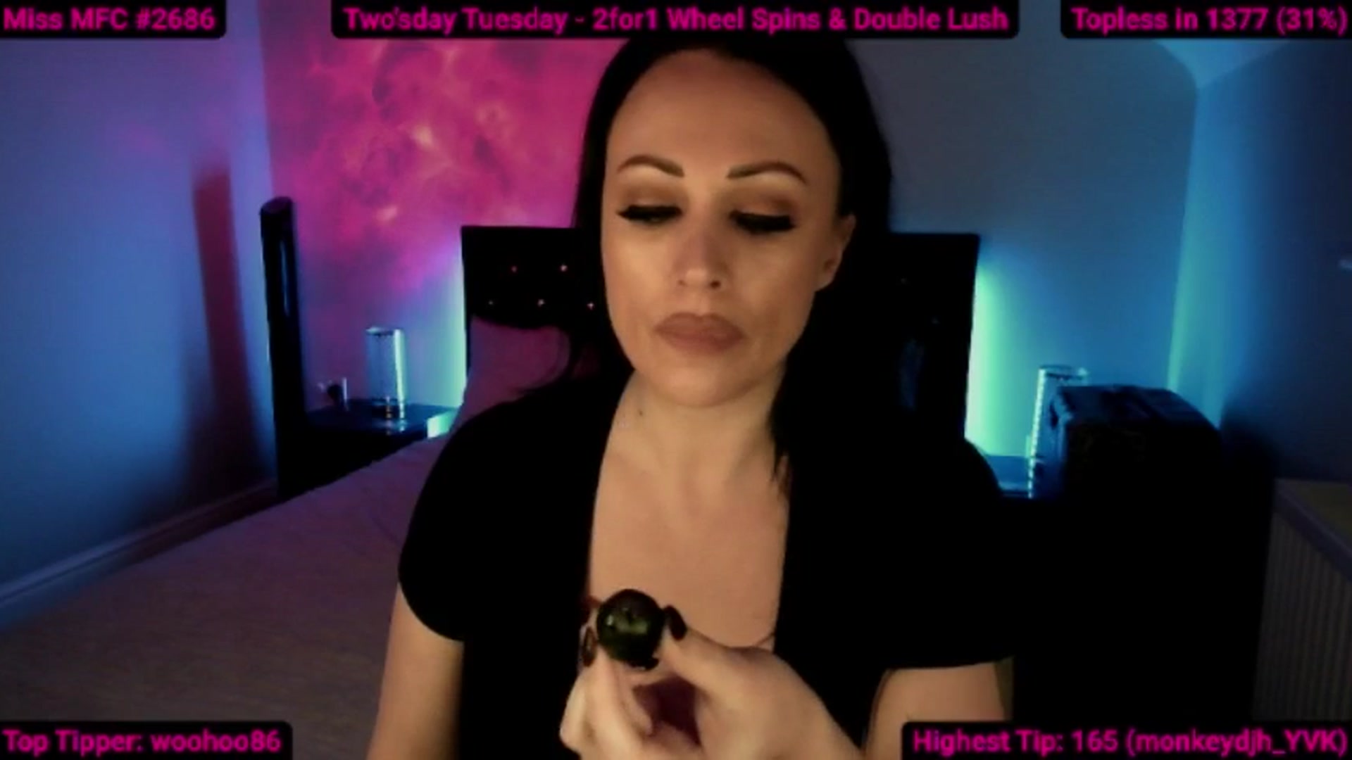 Gallery image thumbnail from Cassie_Hart's myfreecams stream on, 04/30/2024, 16:10 image 13 of 20