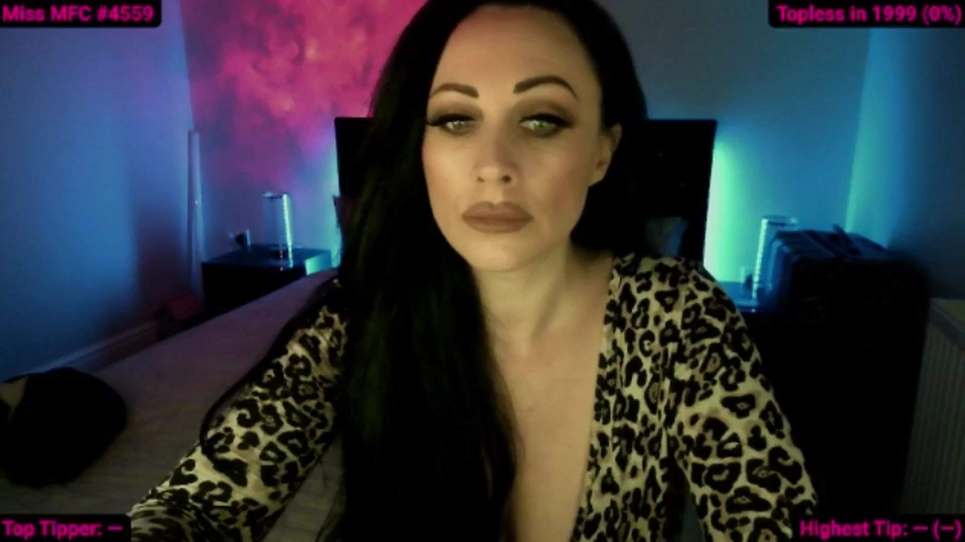Gallery image thumbnail from Cassie_Hart's myfreecams stream on, 06/27/2024, 15:51 image 1 of 20