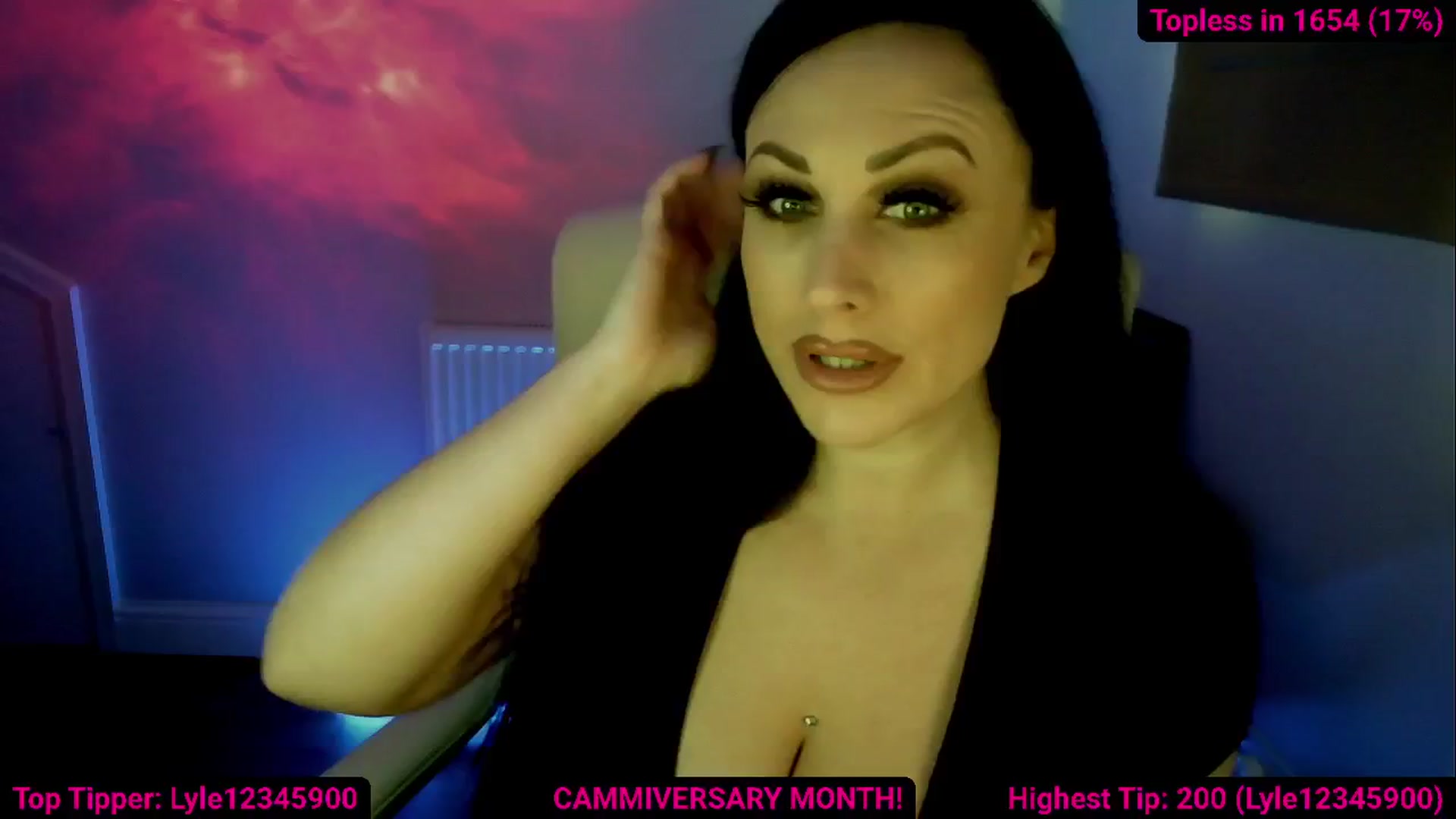 Gallery image thumbnail from Cassie_Hart's myfreecams stream on, 10/10/2024, 14:58 image 13 of 20