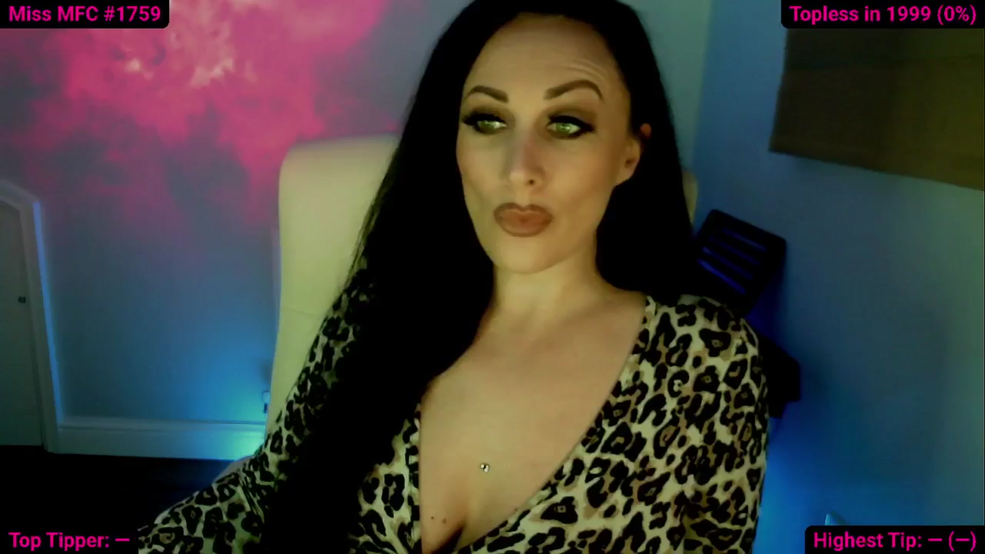 Gallery image thumbnail from Cassie_Hart's myfreecams stream on, 10/28/2024, 14:31 image 6 of 20
