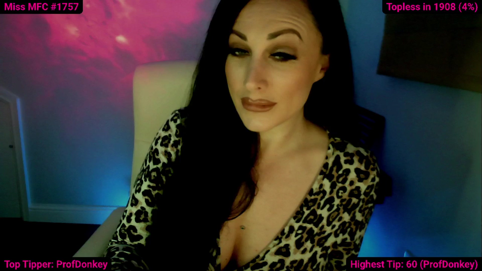 Gallery image thumbnail from Cassie_Hart's myfreecams stream on, 10/28/2024, 14:48 image 11 of 20