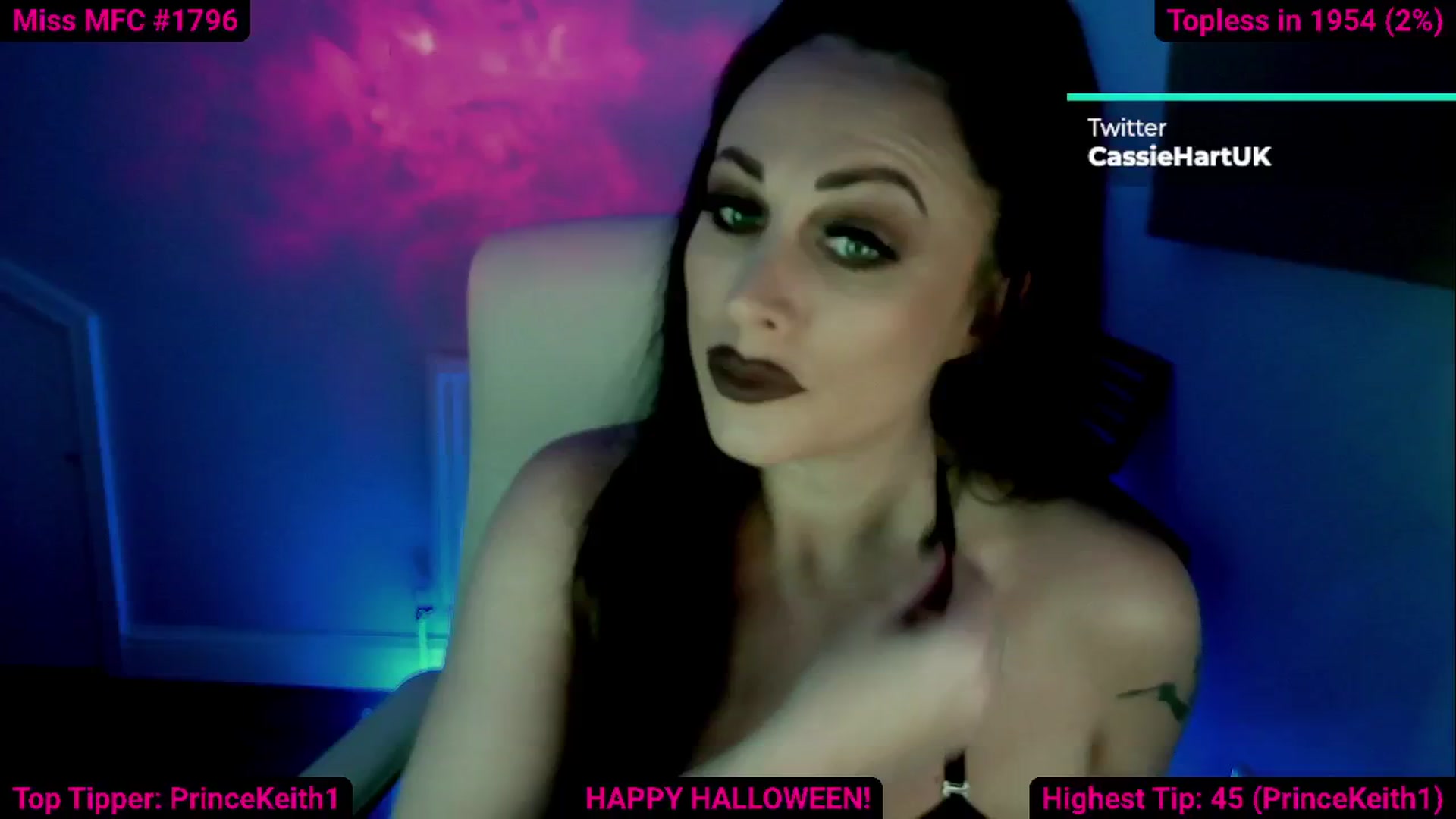 Gallery image thumbnail from Cassie_Hart's myfreecams stream on, 10/31/2024, 15:13 image 6 of 20