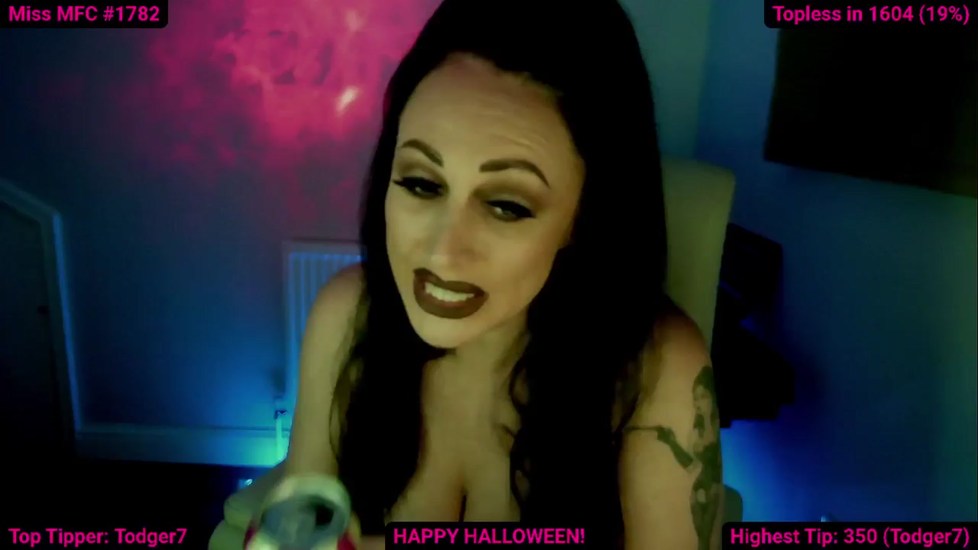 Gallery image thumbnail from Cassie_Hart's myfreecams stream on, 10/31/2024, 16:31 image 11 of 20