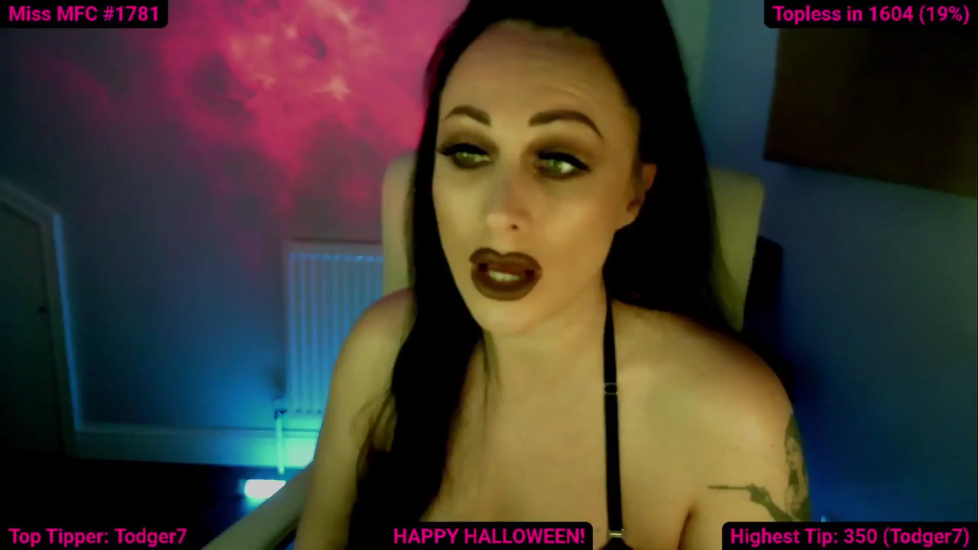 Gallery image thumbnail from Cassie_Hart's myfreecams stream on, 10/31/2024, 16:31 image 12 of 20
