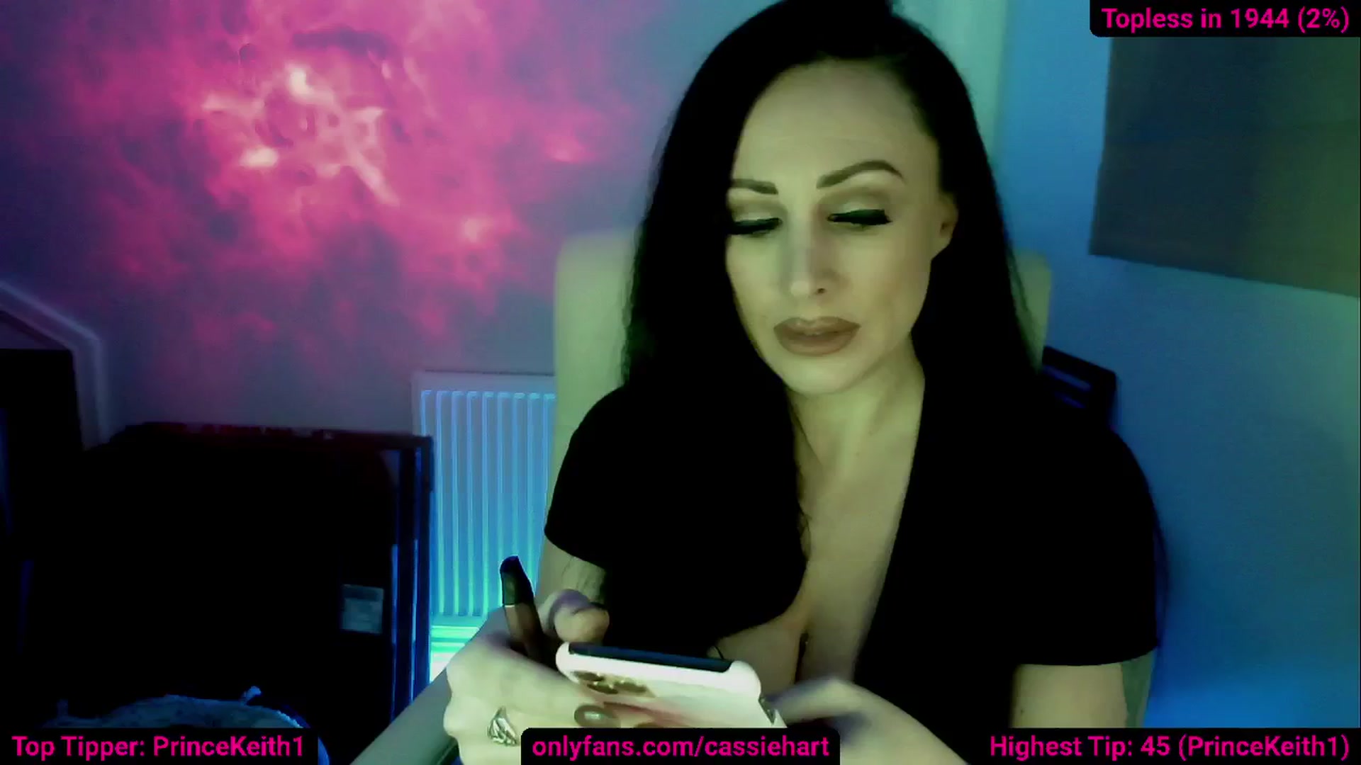 Gallery image thumbnail from Cassie_Hart's myfreecams stream on, 11/25/2024, 15:02 image 14 of 20