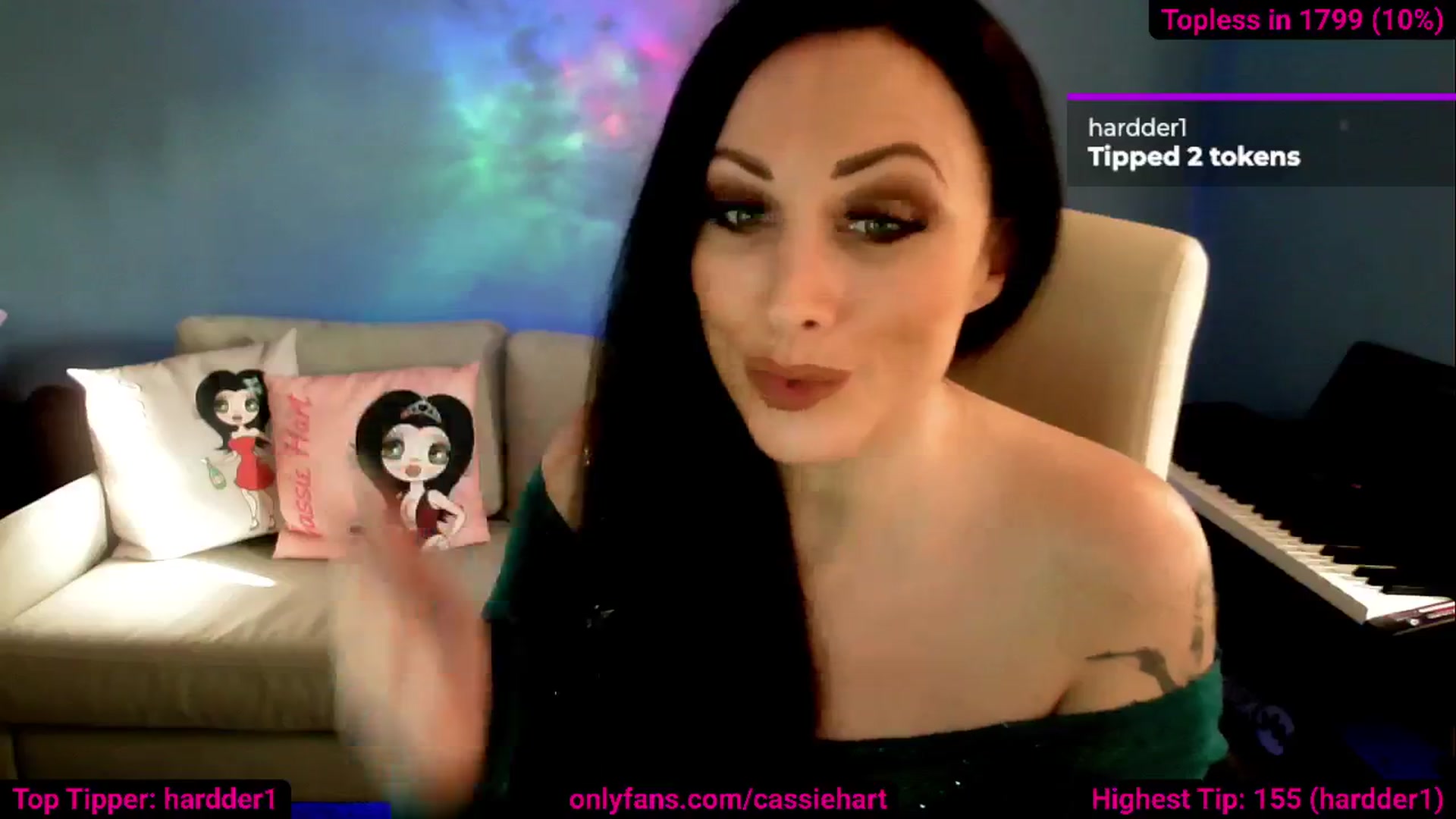 Gallery image thumbnail from Cassie_Hart's myfreecams stream on, 01/30/2025, 15:25 image 17 of 20