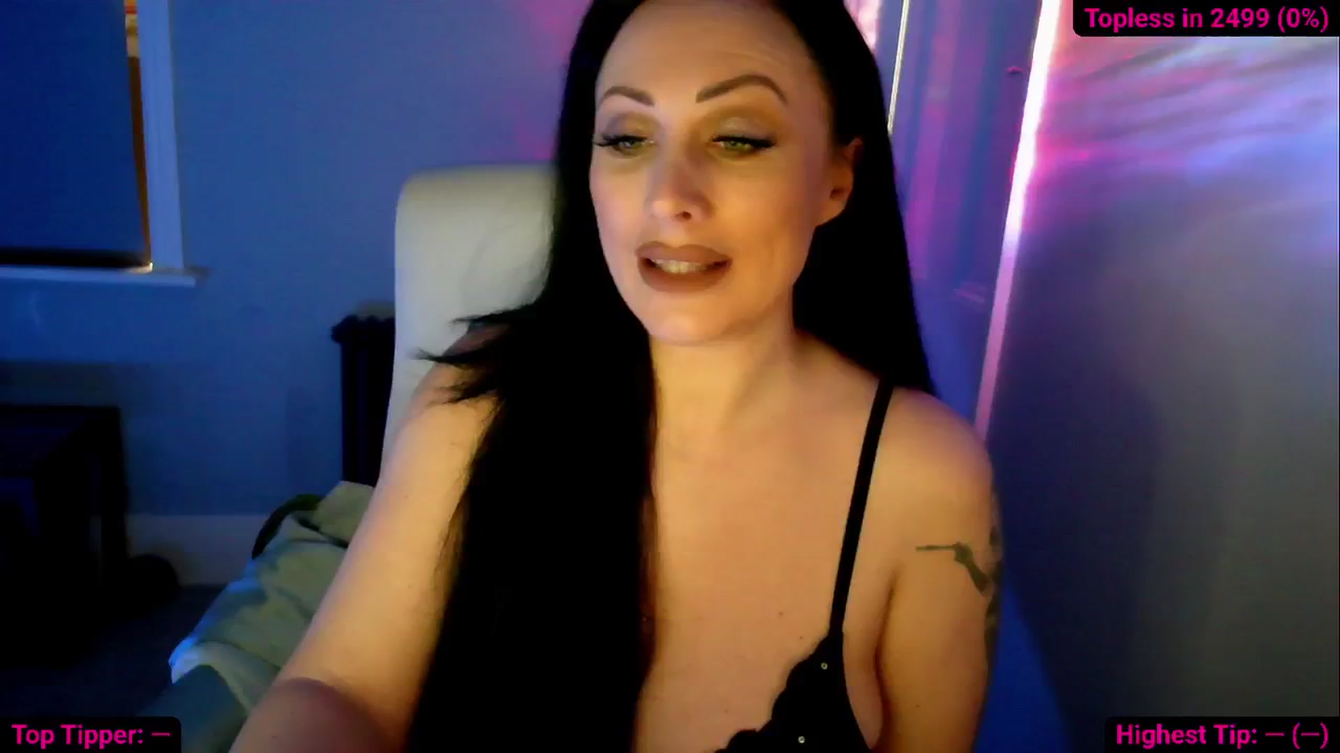 Gallery image thumbnail from Cassie_Hart's myfreecams stream on, 02/13/2025, 14:03 image 1 of 20
