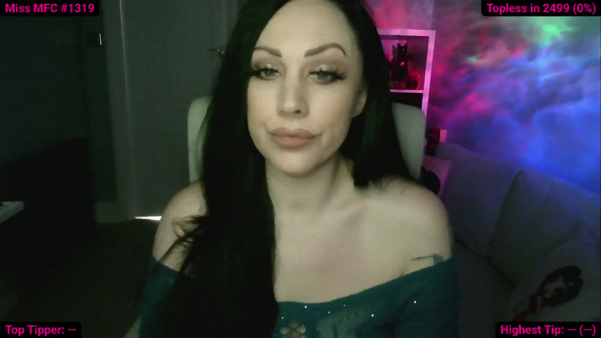 Gallery image thumbnail from Cassie_Hart's myfreecams stream on, 04/10/2025, 10:57 image 1 of 20