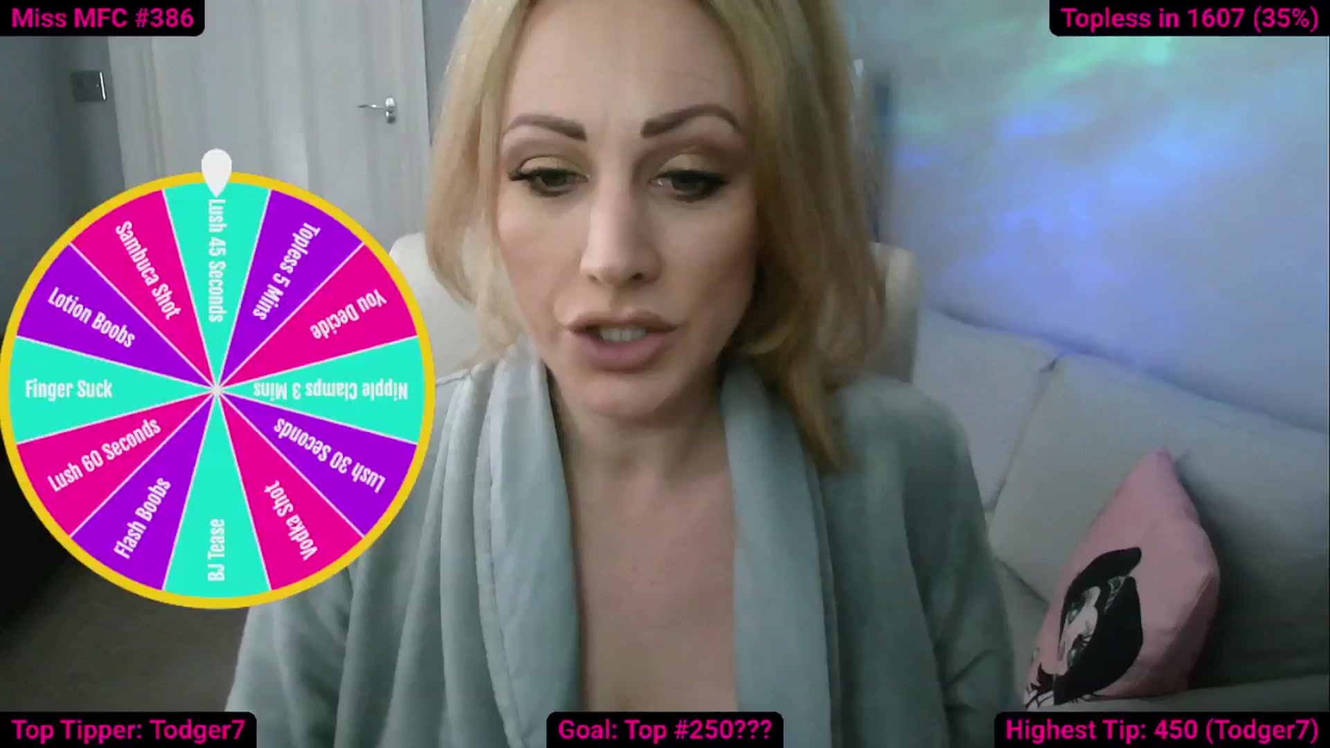 Gallery image thumbnail from Cassie_Hart's myfreecams stream on, 06/06/2025, 15:51 image 8 of 20