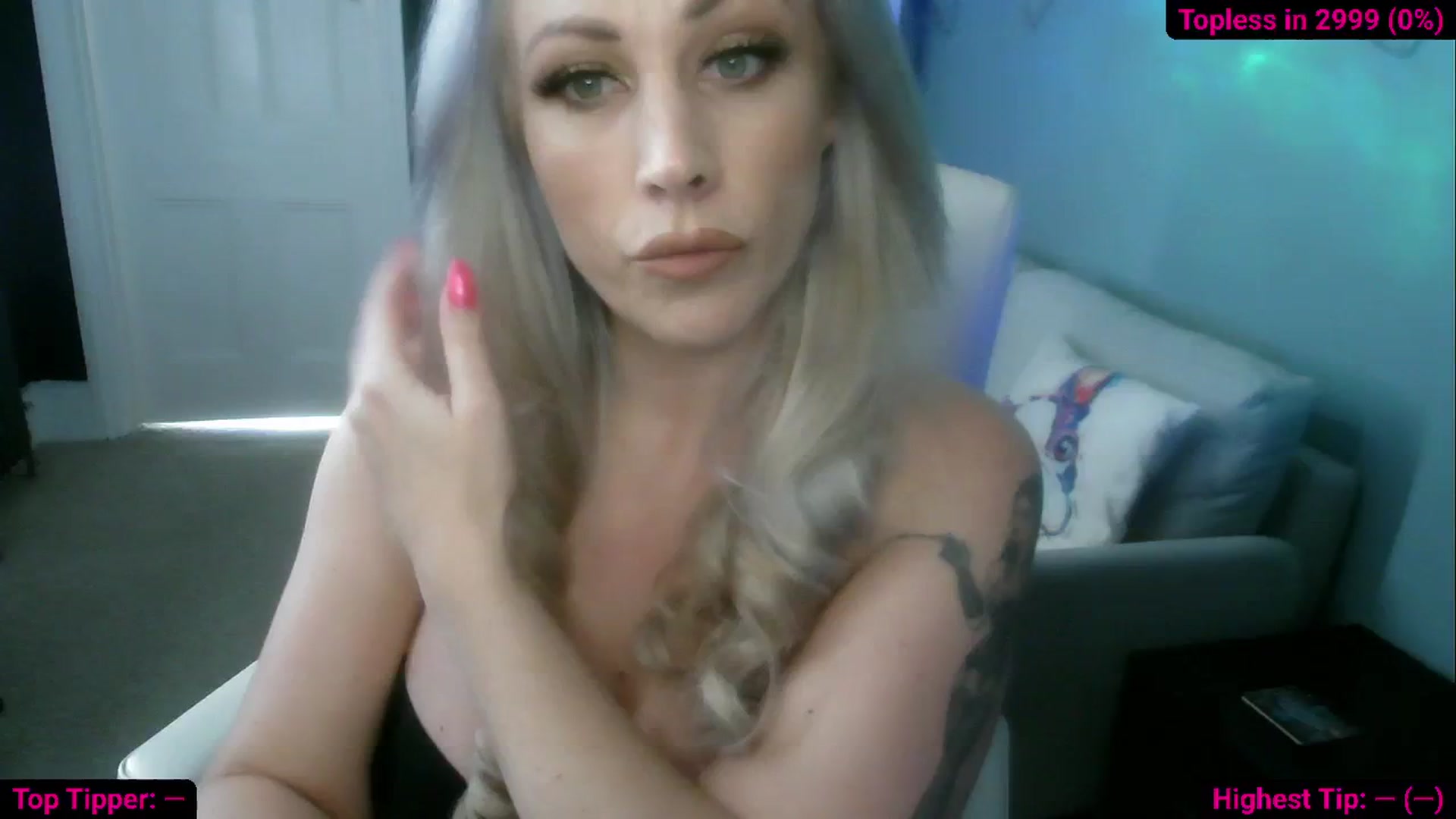 Gallery image thumbnail from Cassie_Hart's myfreecams stream on, 09/08/2025, 14:15 image 4 of 20
