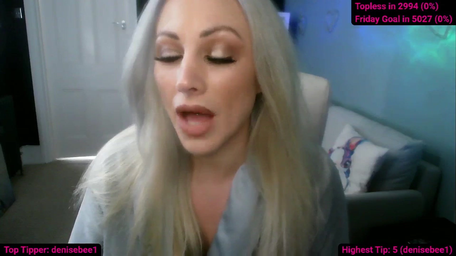 Gallery image thumbnail from Cassie_Hart's myfreecams stream on, 09/12/2025, 14:05 image 17 of 20