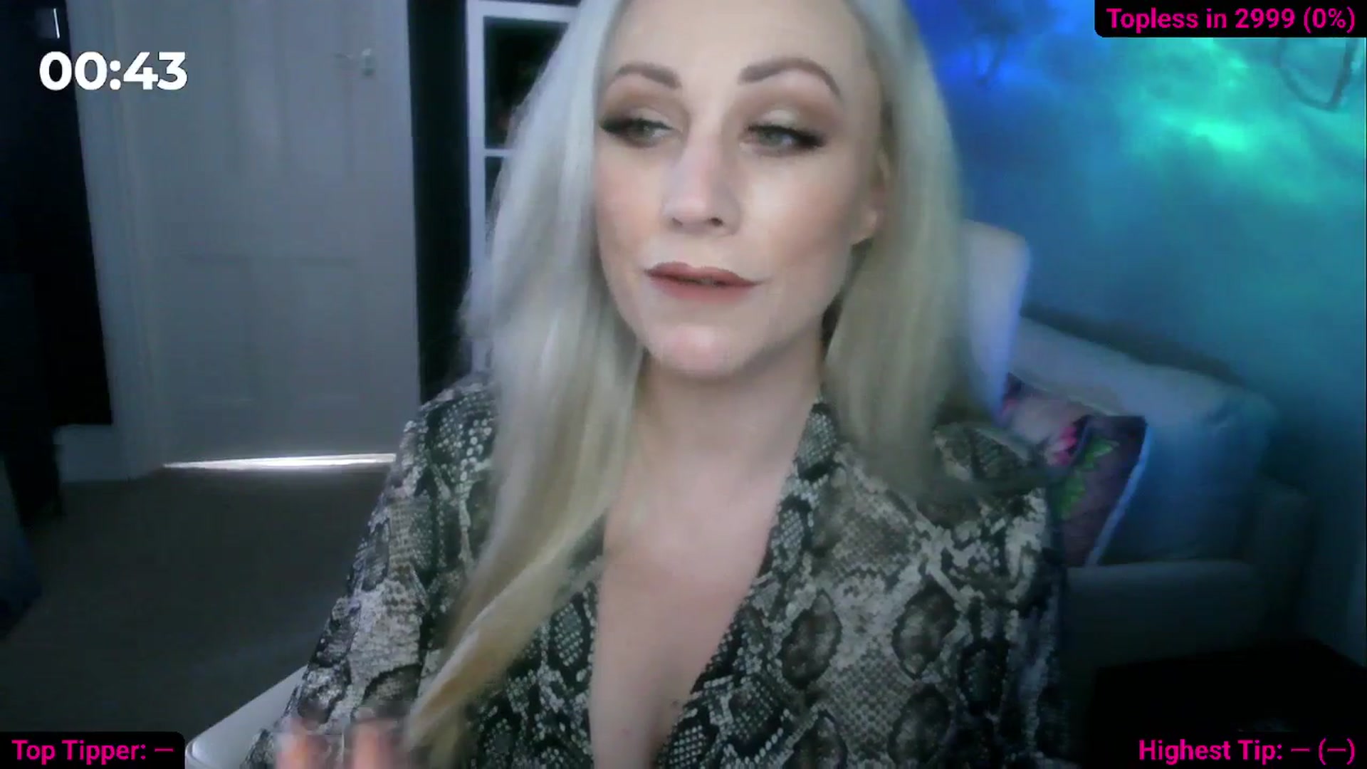 Gallery image thumbnail from Cassie_Hart's myfreecams stream on, 09/26/2025, 14:07 image 6 of 20