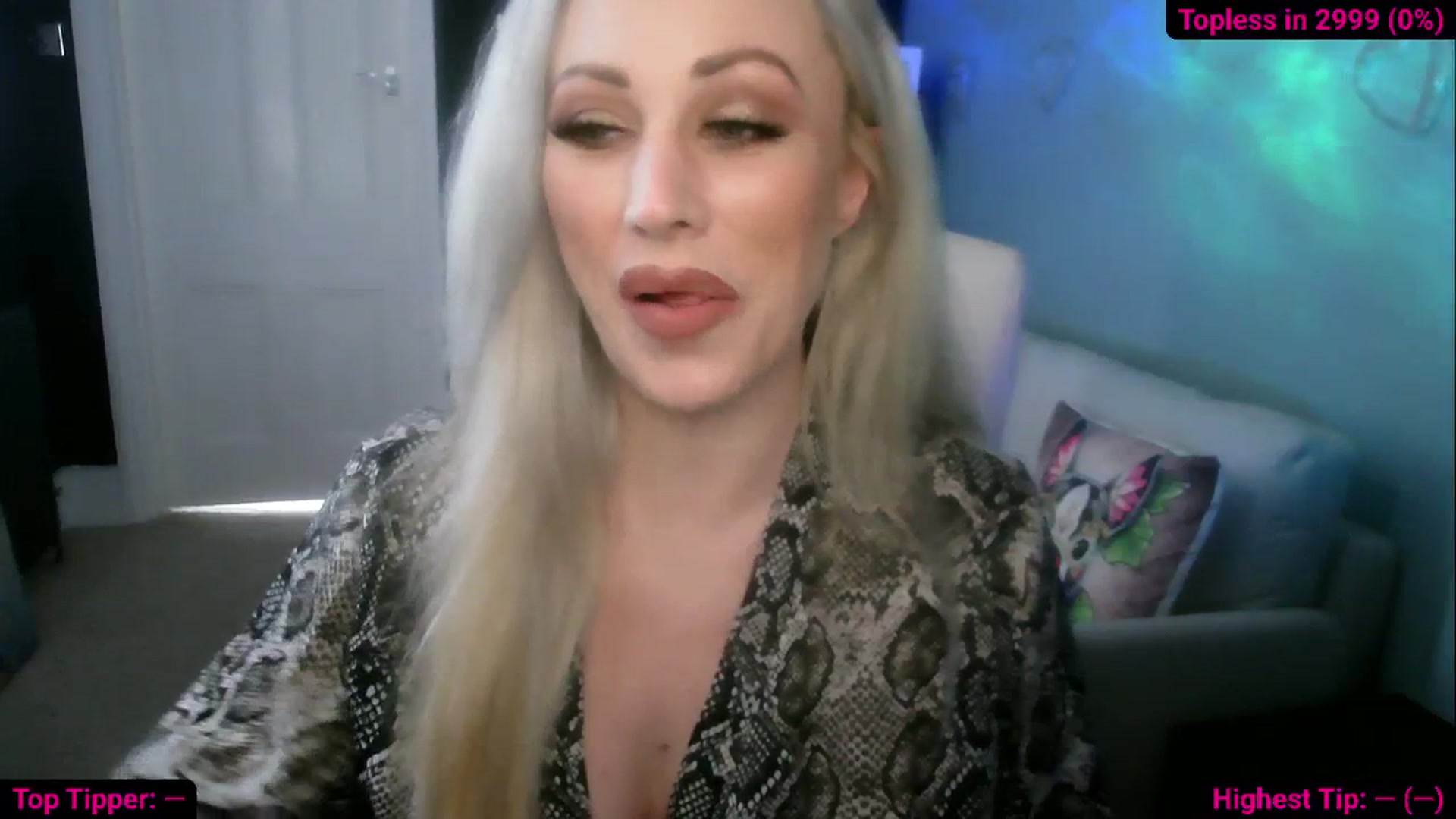 Gallery image thumbnail from Cassie_Hart's myfreecams stream on, 09/26/2025, 14:07 image 8 of 20