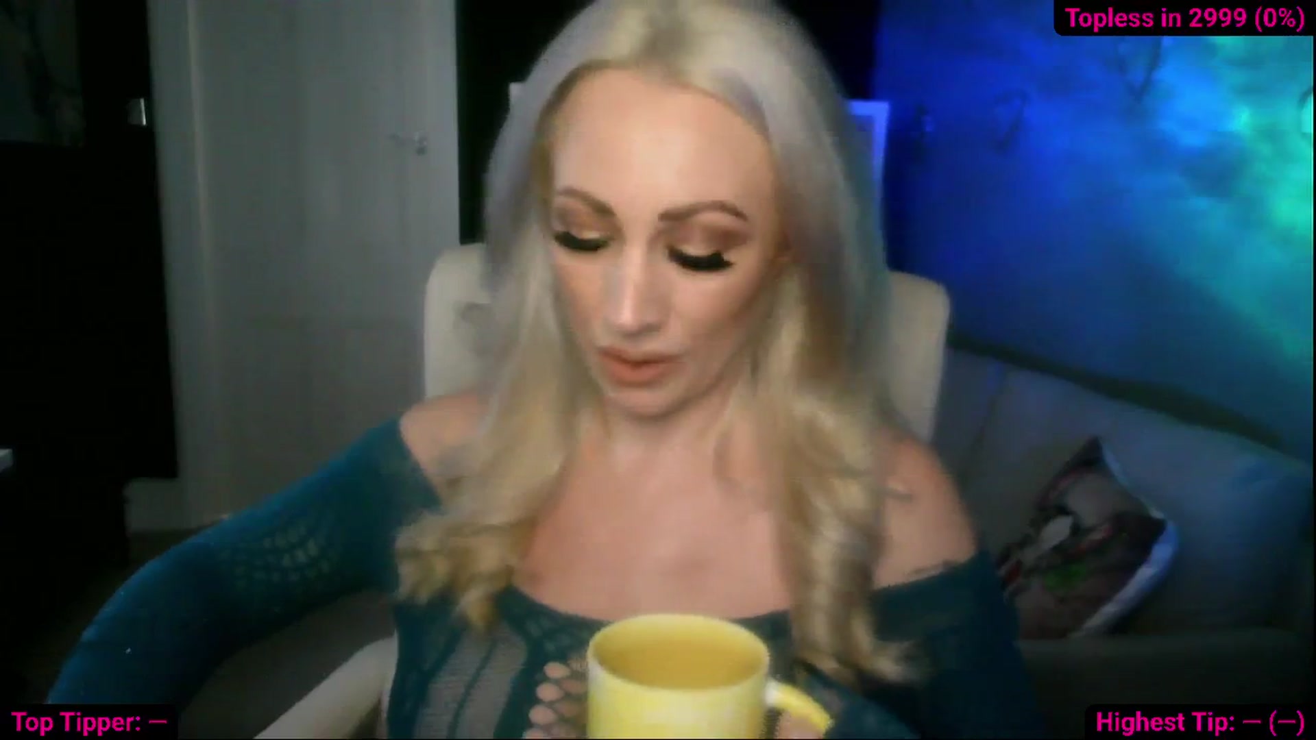 Gallery image thumbnail from Cassie_Hart's myfreecams stream on, 11/03/2025, 15:45 image 2 of 20
