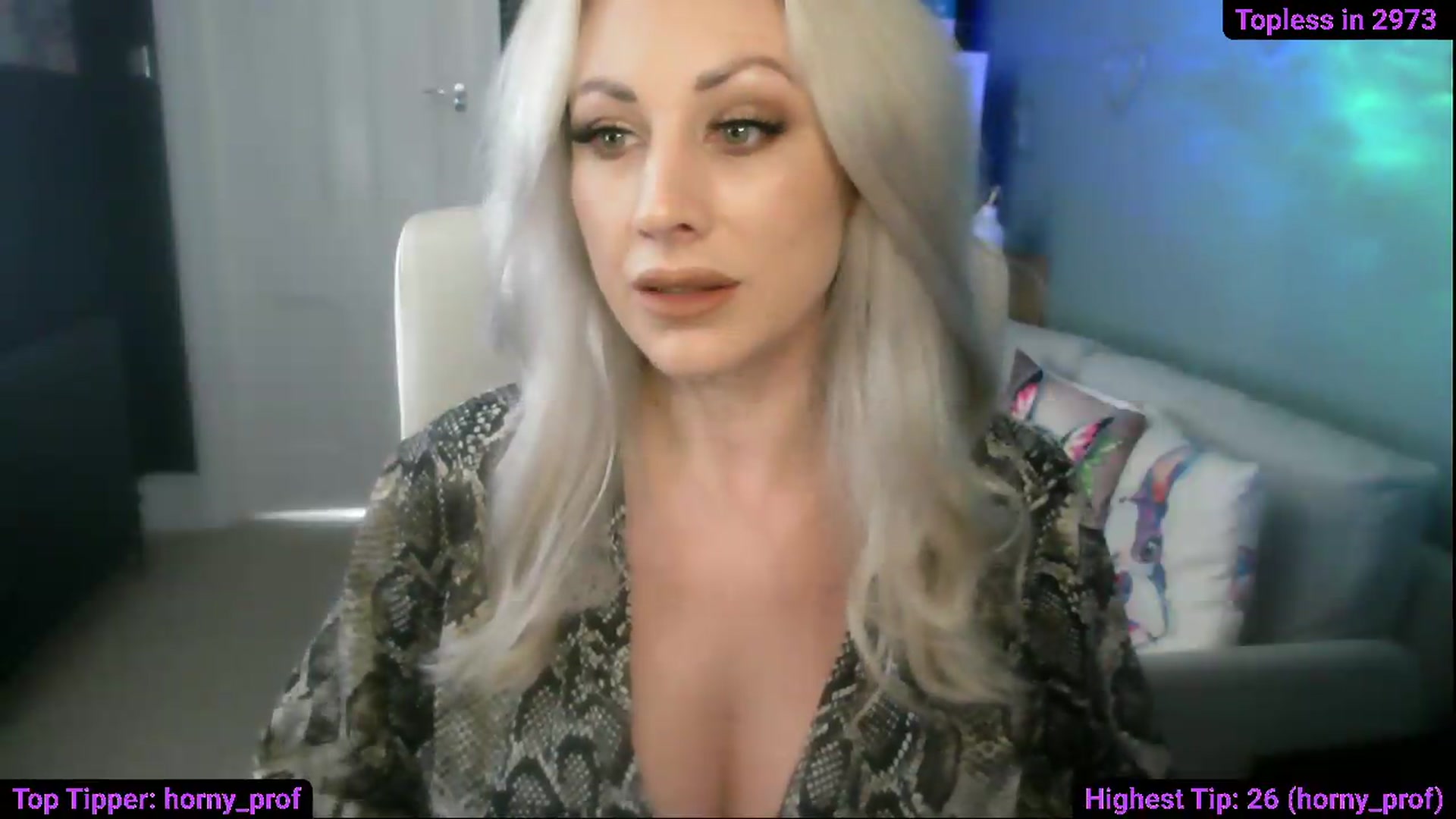 Gallery image thumbnail from Cassie_Hart's myfreecams stream on, 05/22/2026, 12:28 image 3 of 20