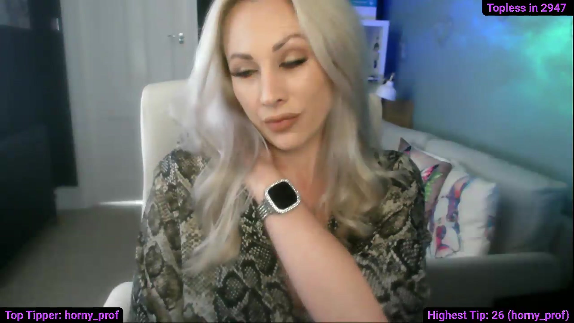 Gallery image thumbnail from Cassie_Hart's myfreecams stream on, 05/22/2026, 12:28 image 6 of 20