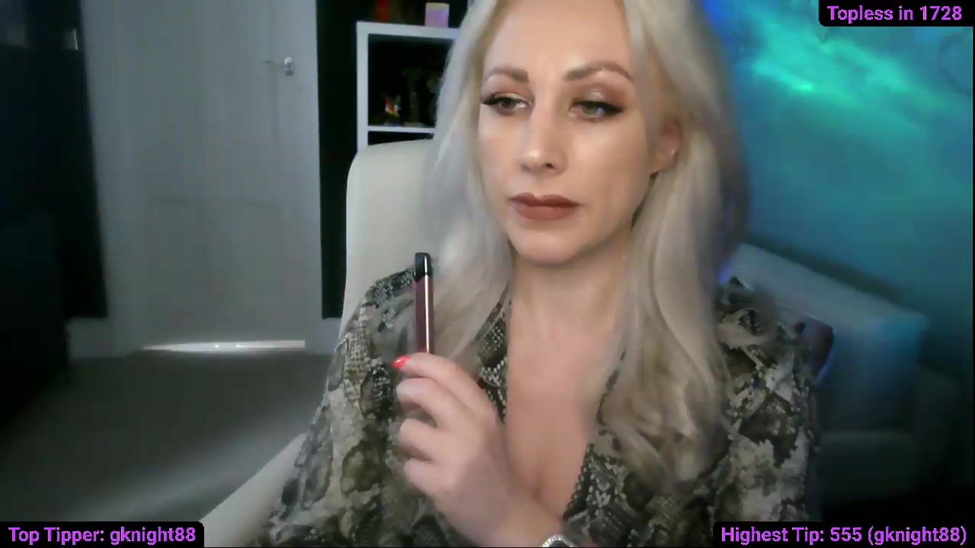 Gallery image thumbnail from Cassie_Hart's myfreecams stream on, 06/12/2026, 17:01 image 3 of 20