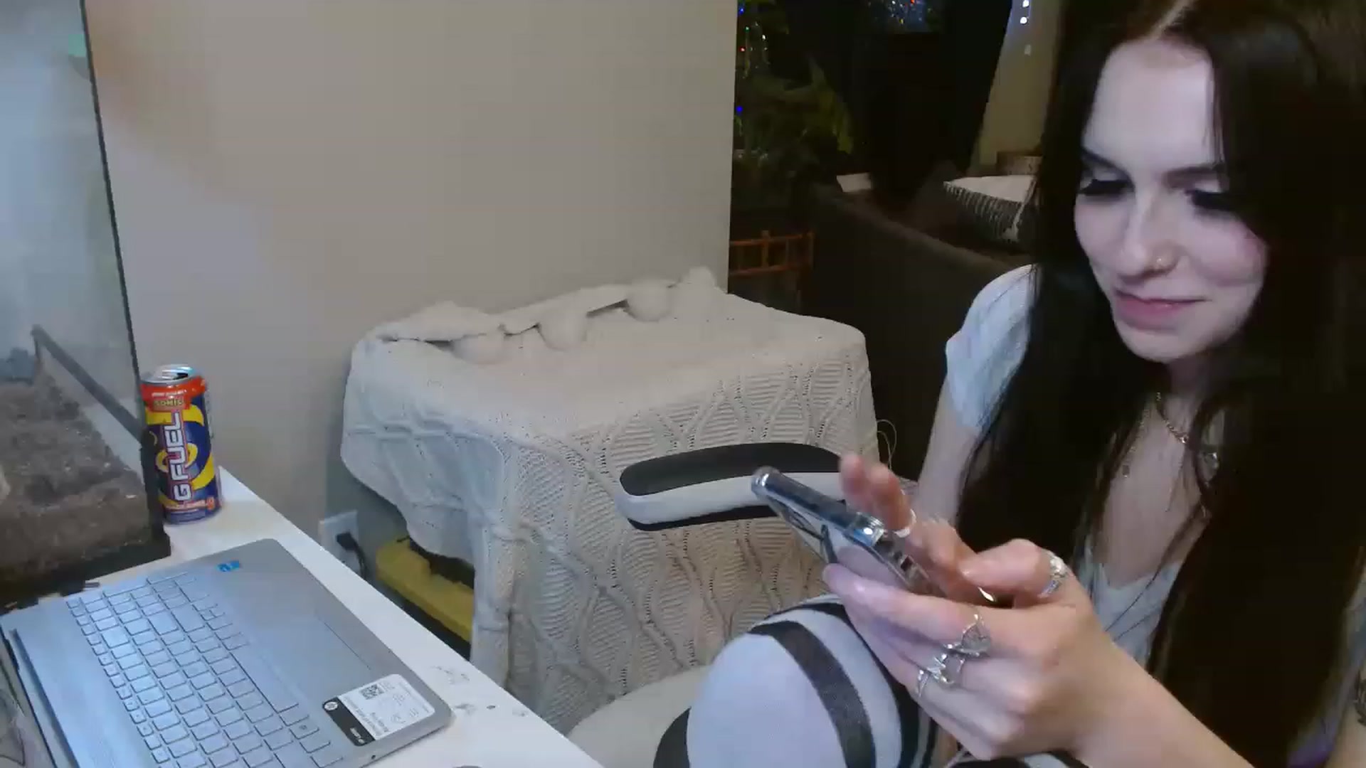 Gallery image thumbnail from Cassiecrybby's myfreecams stream on, 03/11/2023, 09:51 image 18 of 20