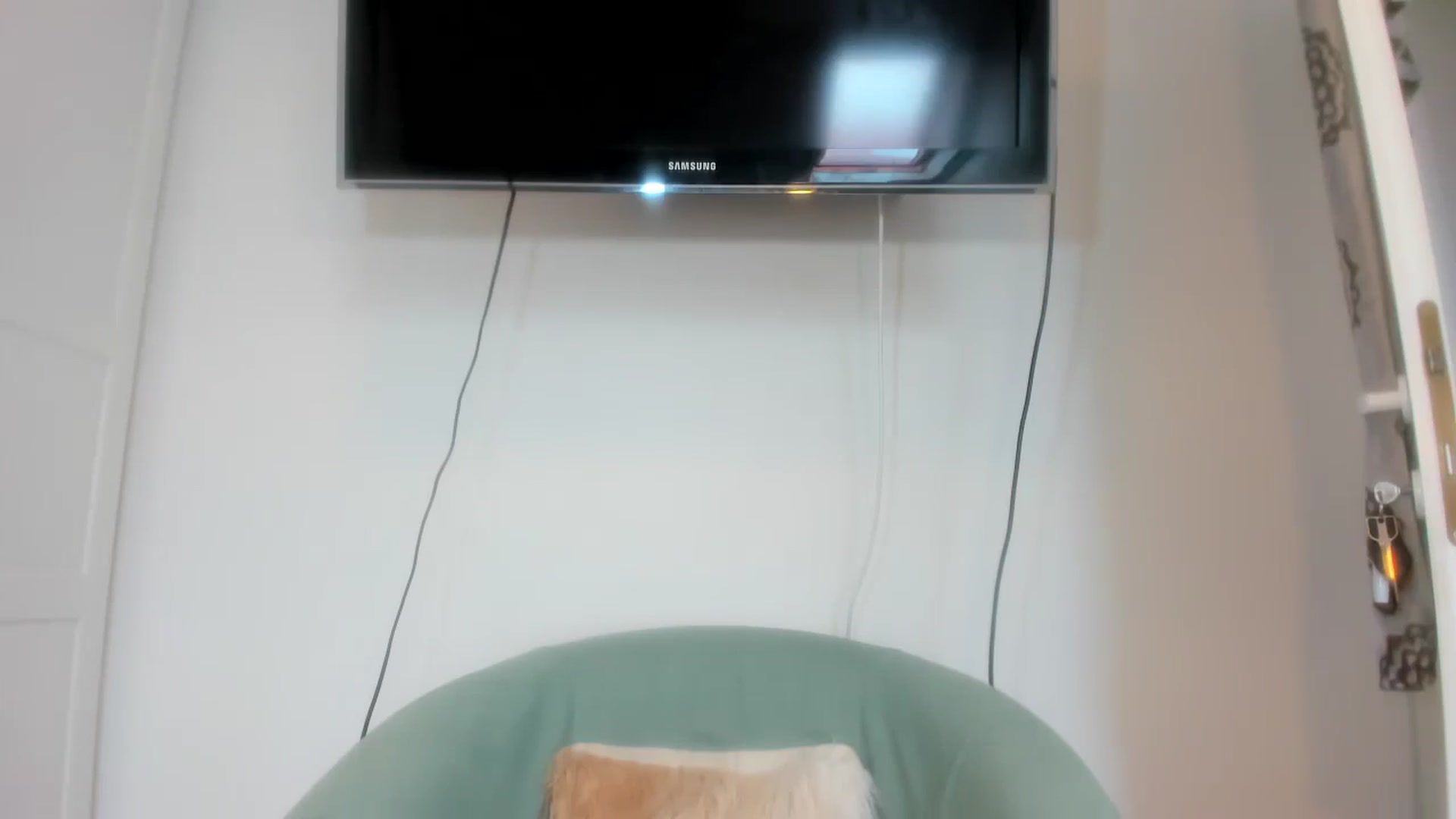 Gallery image thumbnail from Cassiehottt's myfreecams stream on, 03/14/2024, 11:50 image 14 of 20