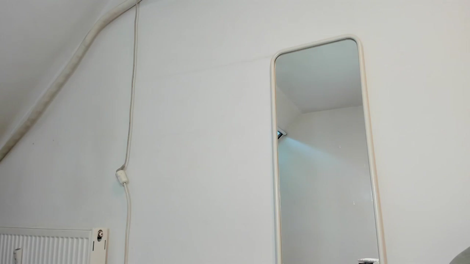 Gallery image thumbnail from Cassiehottt's myfreecams stream on, 04/21/2025, 14:20 image 9 of 20