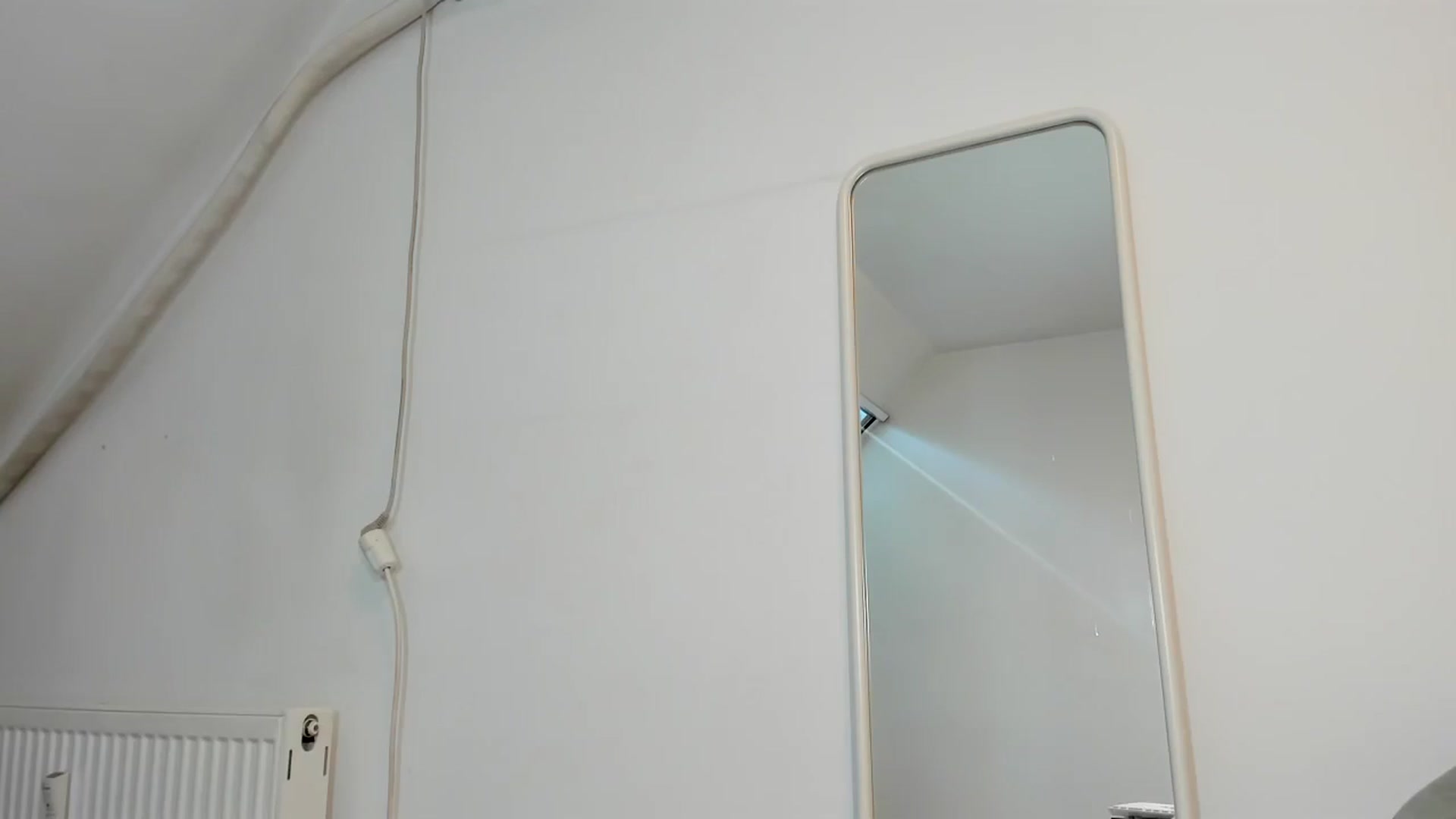 Gallery image thumbnail from Cassiehottt's myfreecams stream on, 04/21/2025, 14:20 image 13 of 20