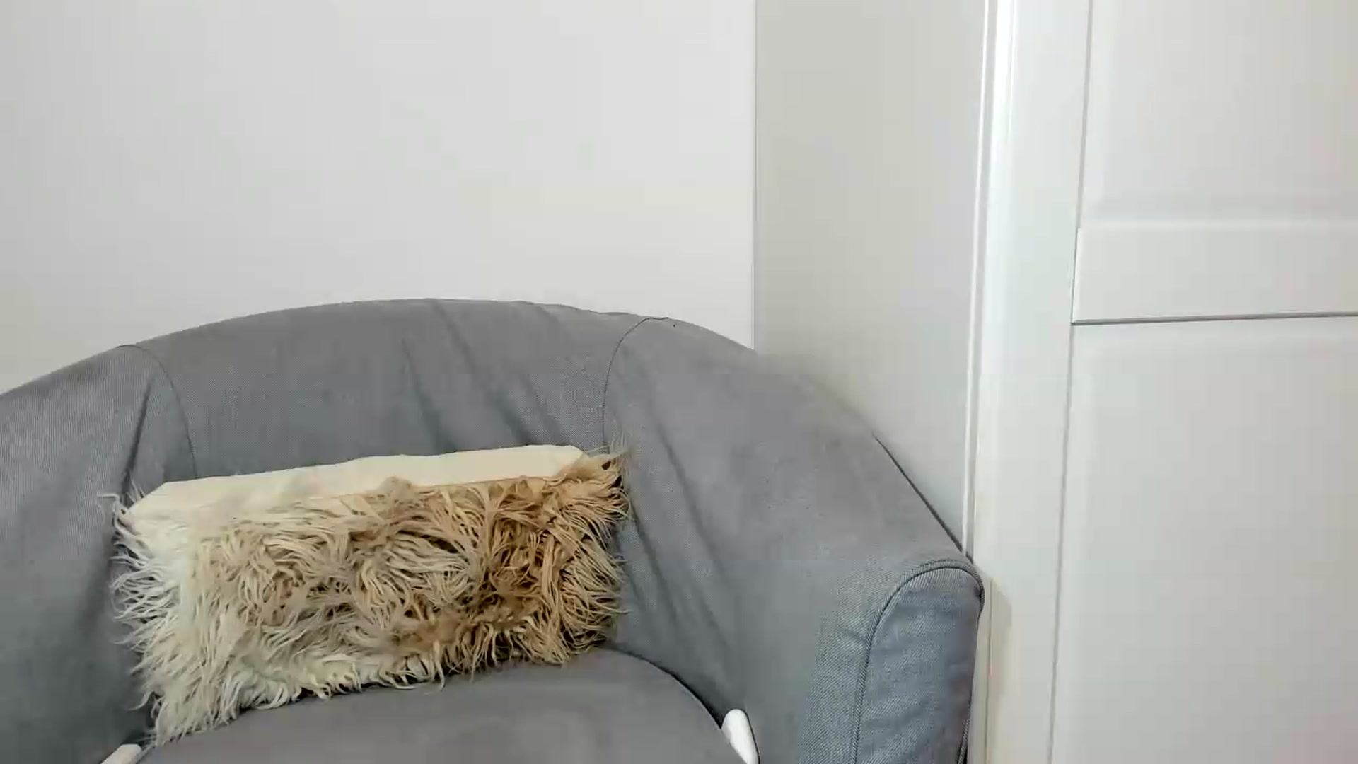 Gallery image thumbnail from Cassiehottt's myfreecams stream on, 07/22/2026, 15:02 image 9 of 20