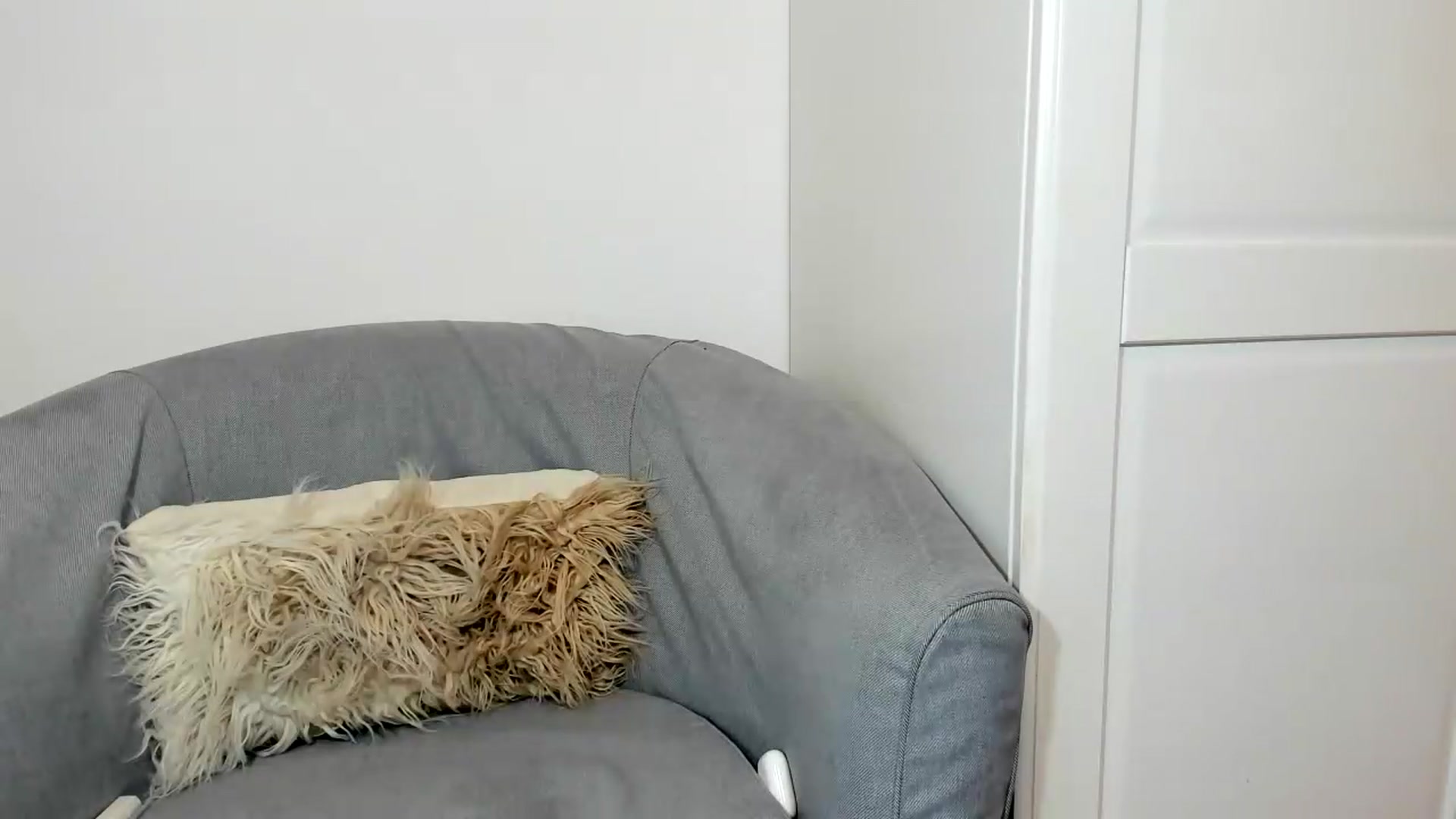 Gallery image thumbnail from Cassiehottt's myfreecams stream on, 07/22/2026, 15:02 image 7 of 20
