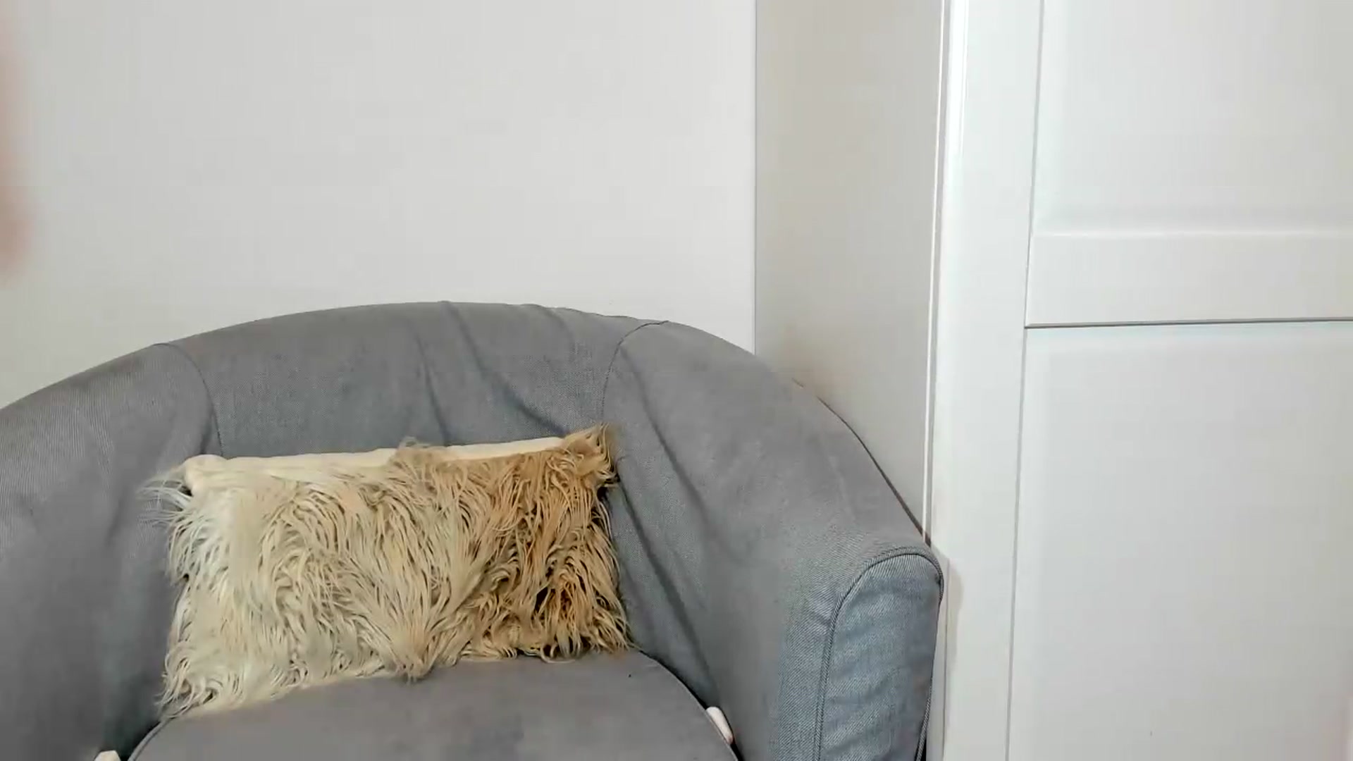 Gallery image thumbnail from Cassiehottt's myfreecams stream on, 08/01/2026, 20:00 image 7 of 20