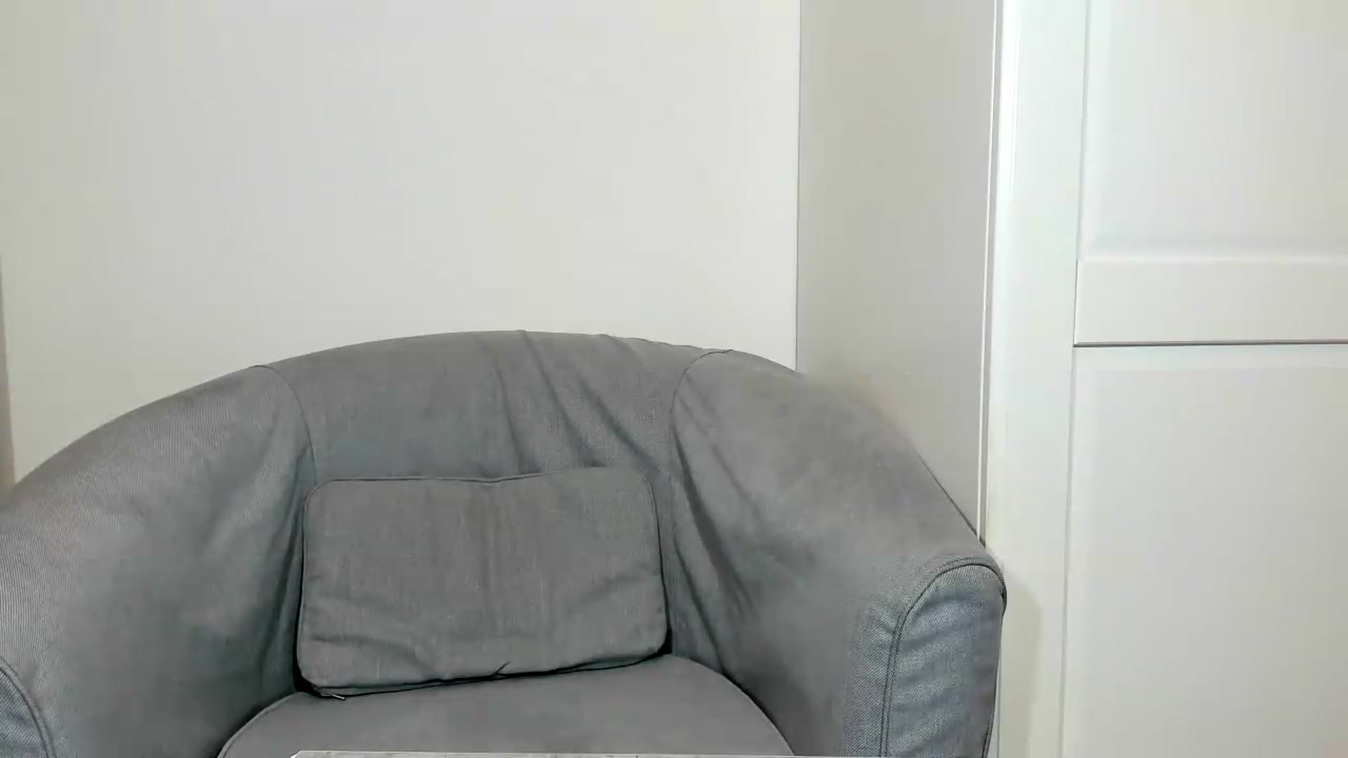 Gallery image thumbnail from Cassiehottt's myfreecams stream on, 09/12/2026, 03:36 image 9 of 20