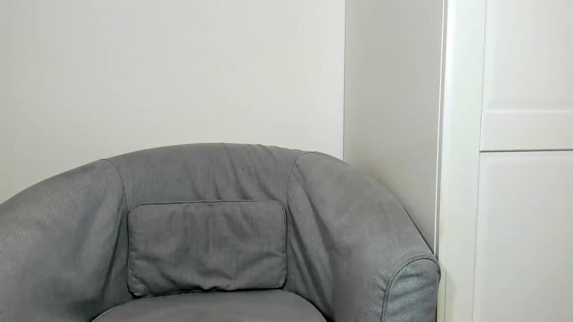 Gallery image thumbnail from Cassiehottt's myfreecams stream on, 09/14/2026, 16:18 image 11 of 20