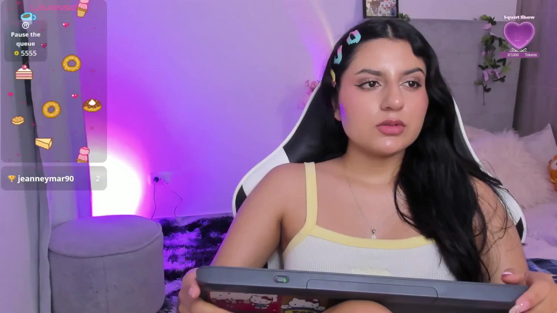 Gallery image thumbnail from Cassiopea_'s myfreecams stream on, 08/18/2025, 08:30 image 3 of 20