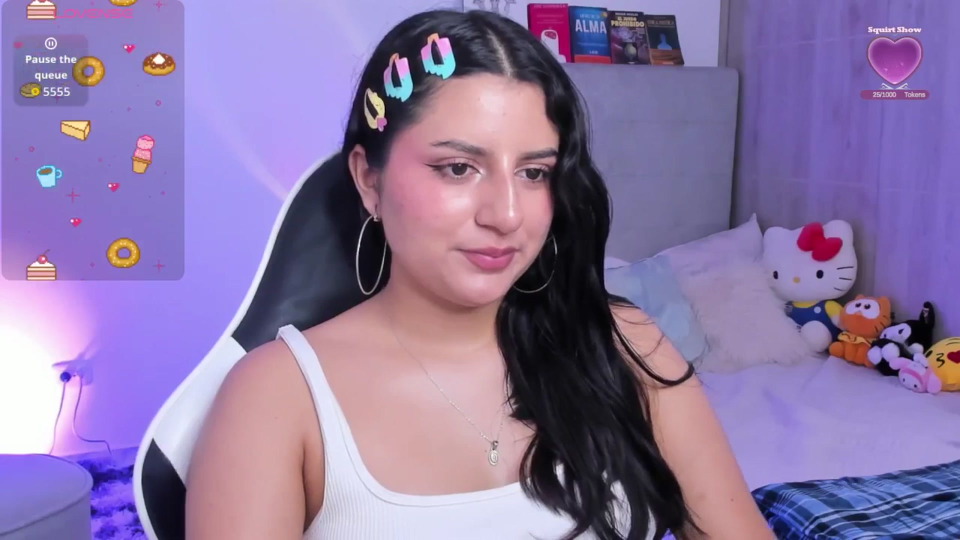 Gallery image thumbnail from Cassiopea_'s myfreecams stream on, 08/19/2025, 06:00 image 19 of 20