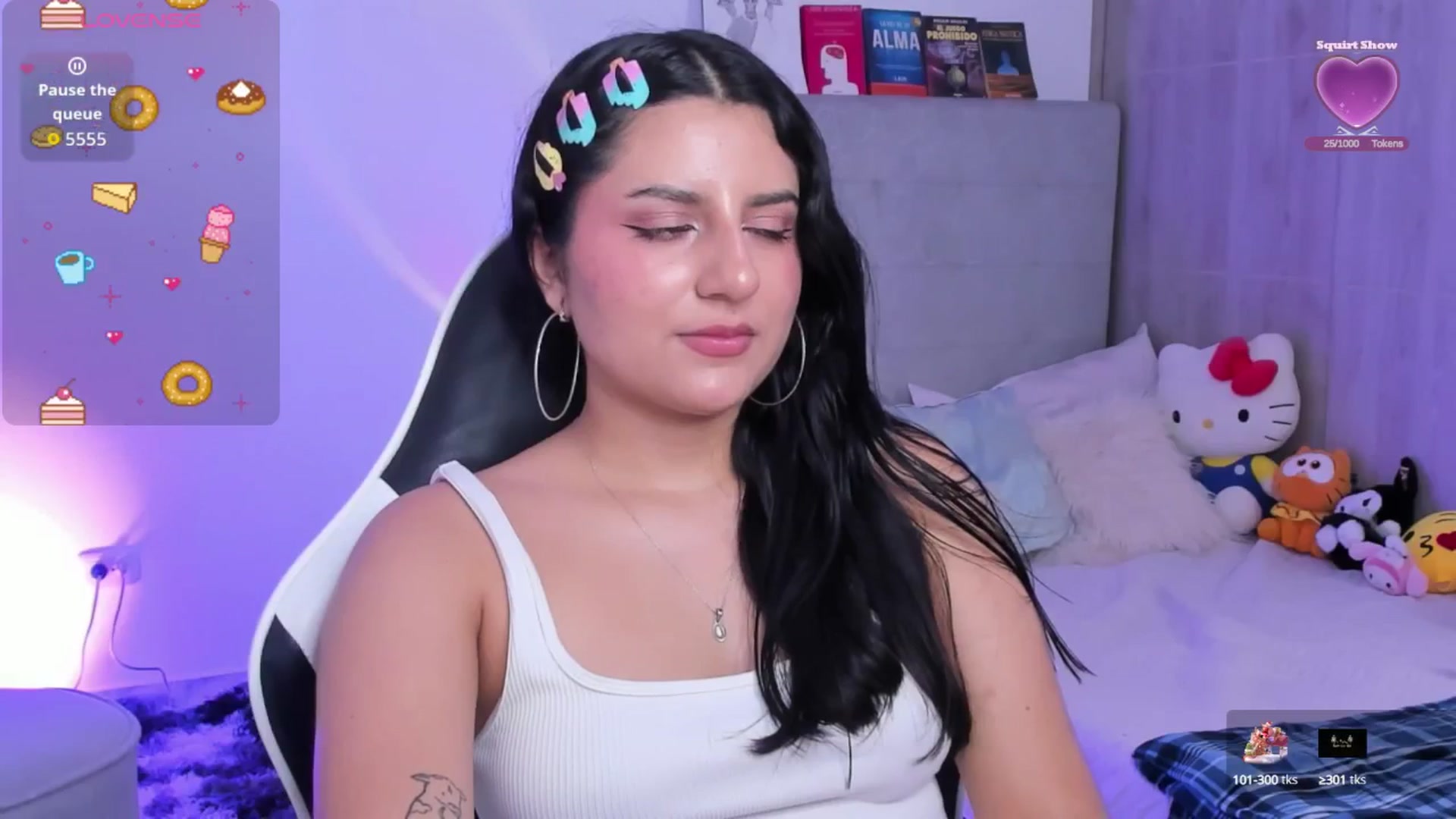 Gallery image thumbnail from Cassiopea_'s myfreecams stream on, 08/19/2025, 06:00 image 16 of 20