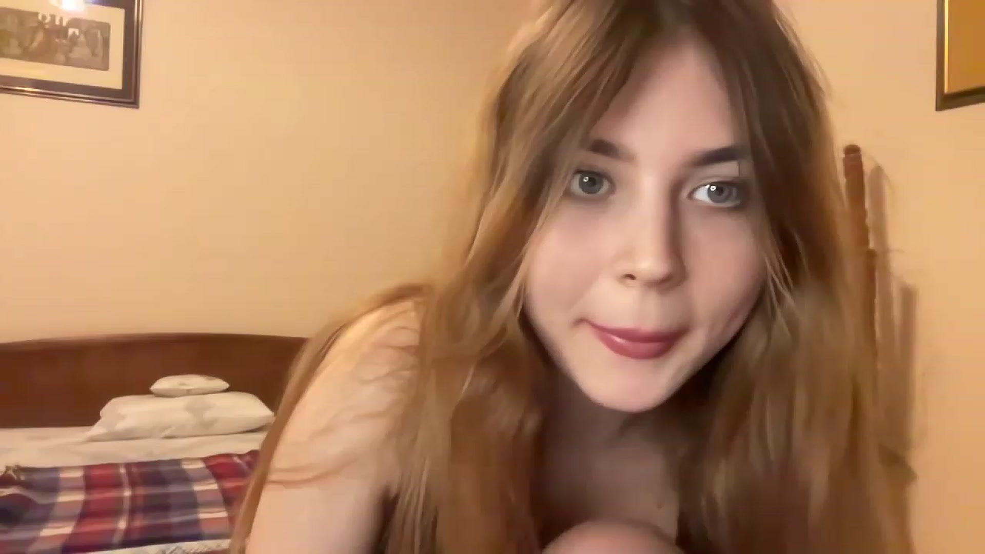 Gallery image thumbnail from Cassiopeeia's myfreecams stream on, 11/18/2022, 19:18 image 10 of 20