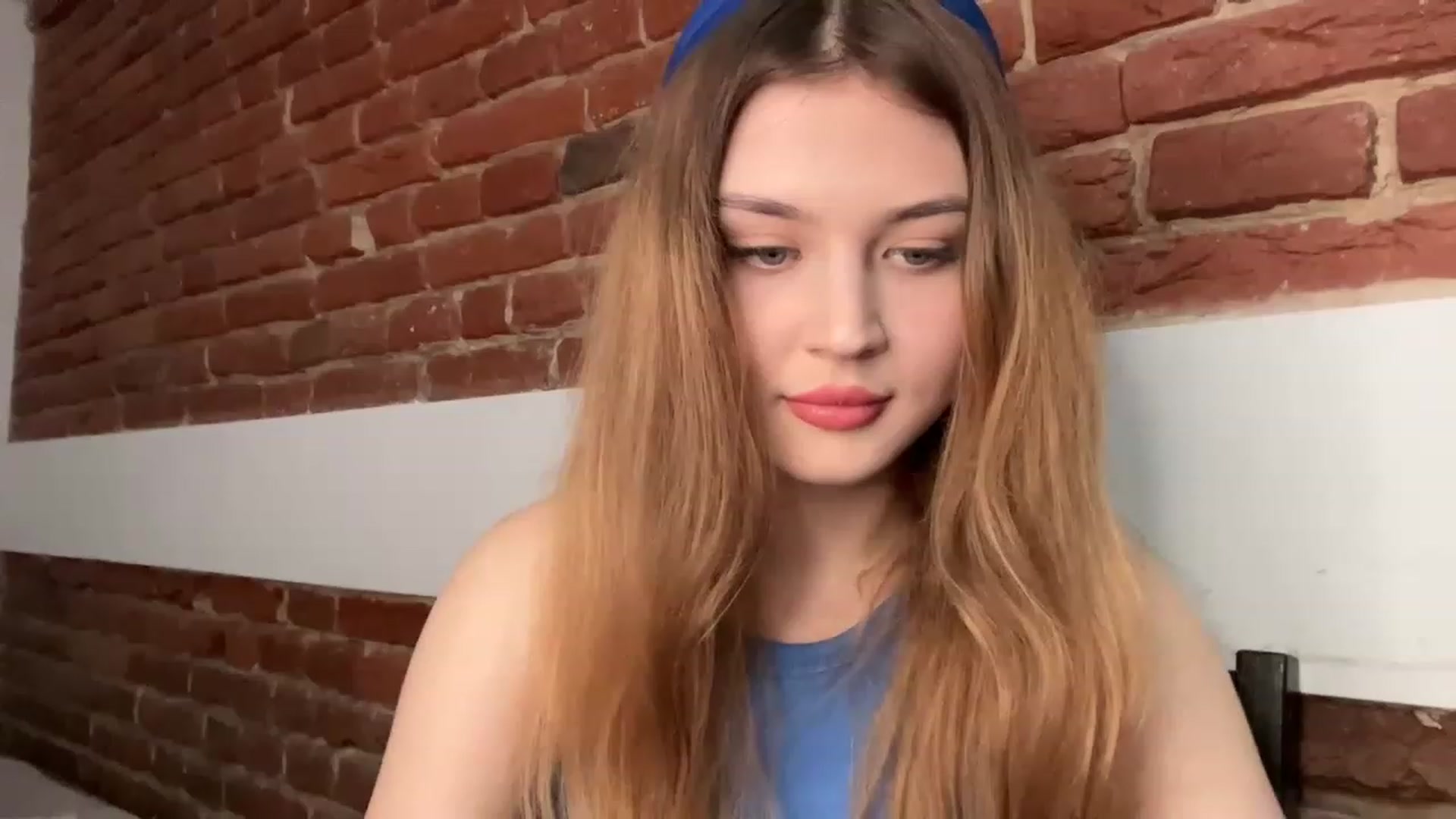 Gallery image thumbnail from Cassiopeeia's myfreecams stream on, 12/02/2022, 19:03 image 12 of 20