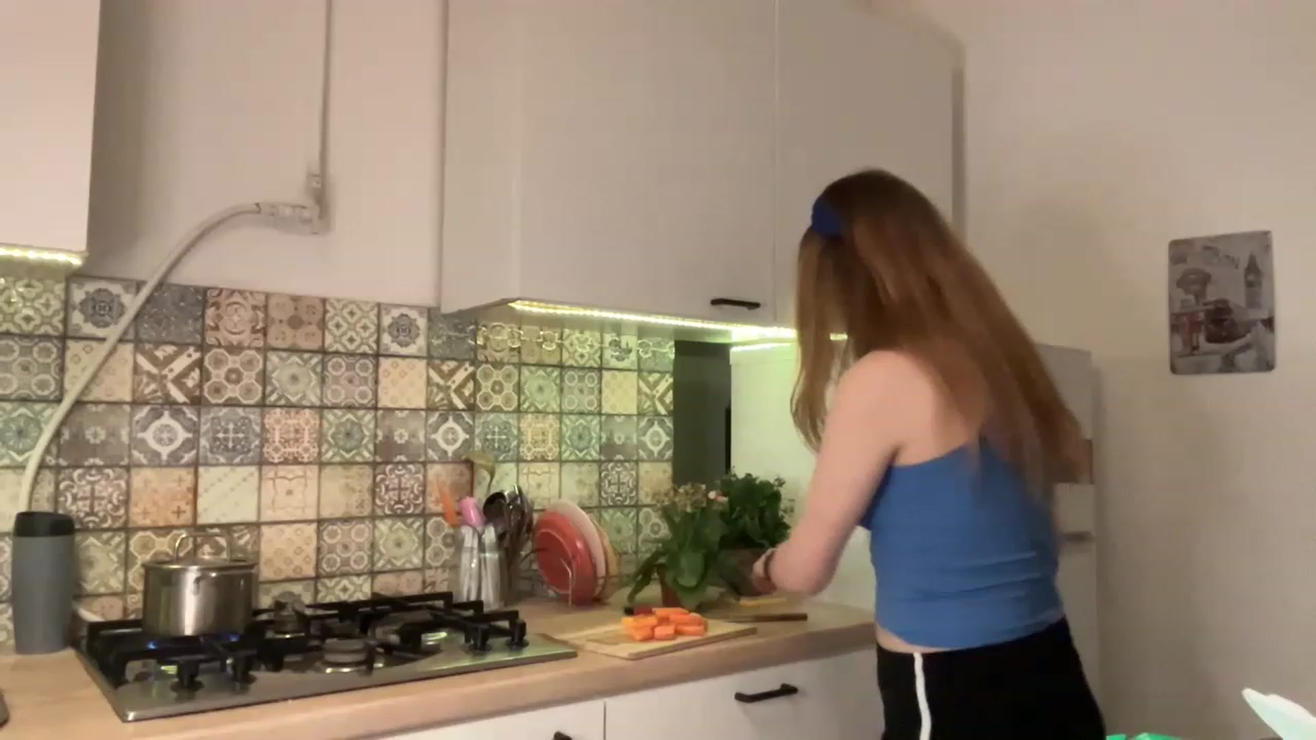 Gallery image thumbnail from Cassiopeeia's myfreecams stream on, 12/02/2022, 19:26 image 7 of 20