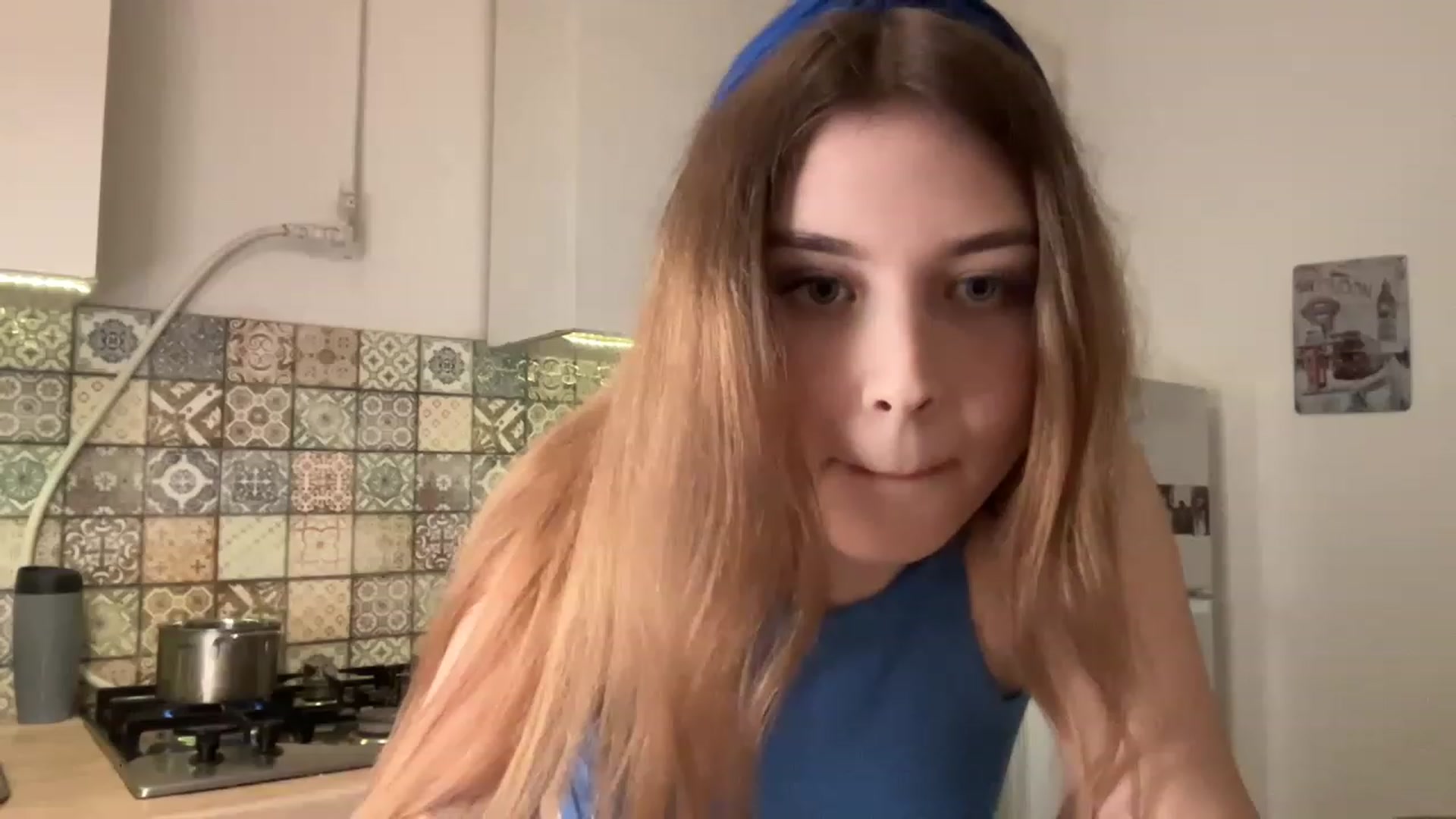 Gallery image thumbnail from Cassiopeeia's myfreecams stream on, 12/02/2022, 19:26 image 4 of 20