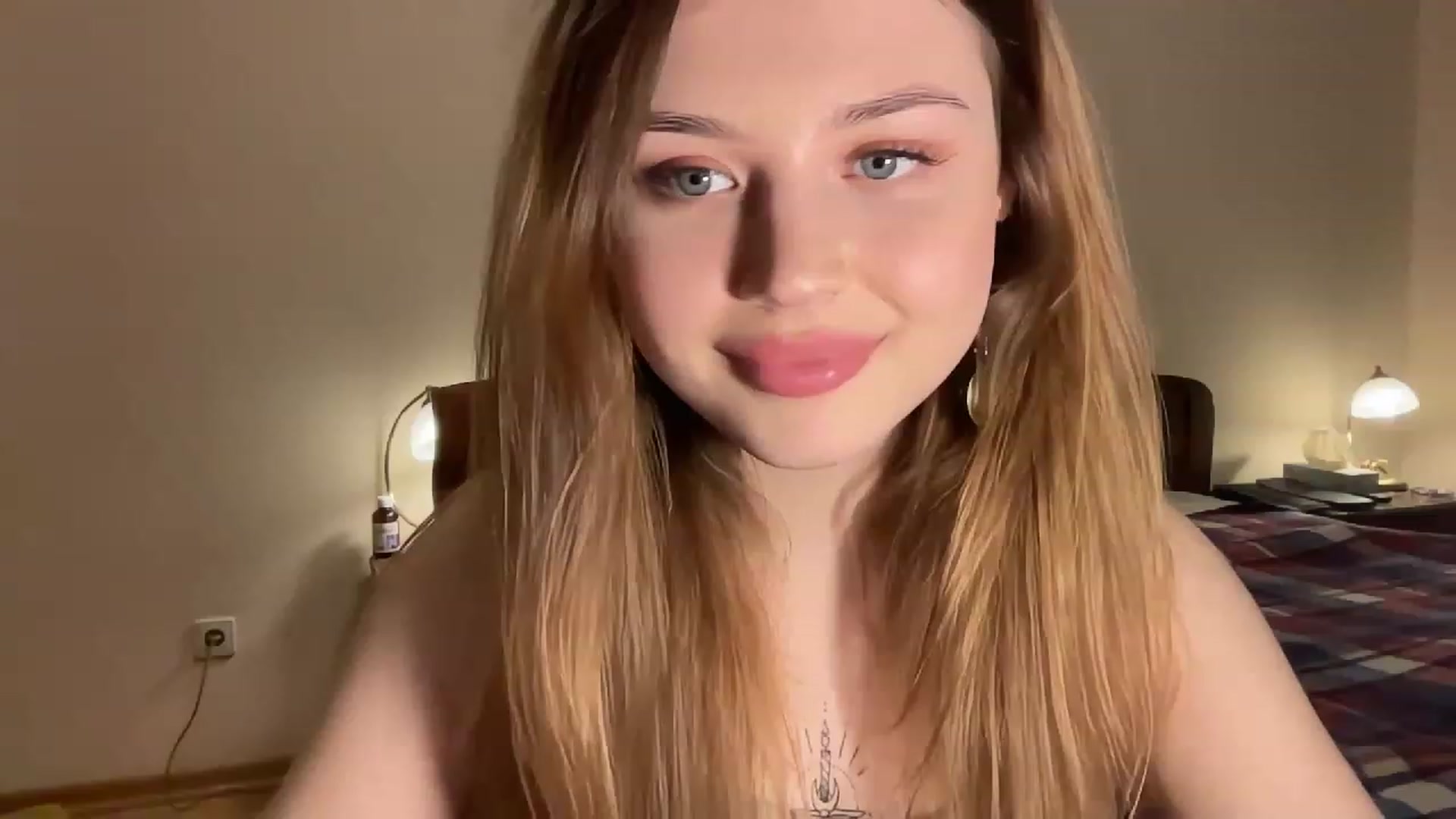 Gallery image thumbnail from Cassiopeeia's myfreecams stream on, 12/03/2022, 19:12 image 6 of 20