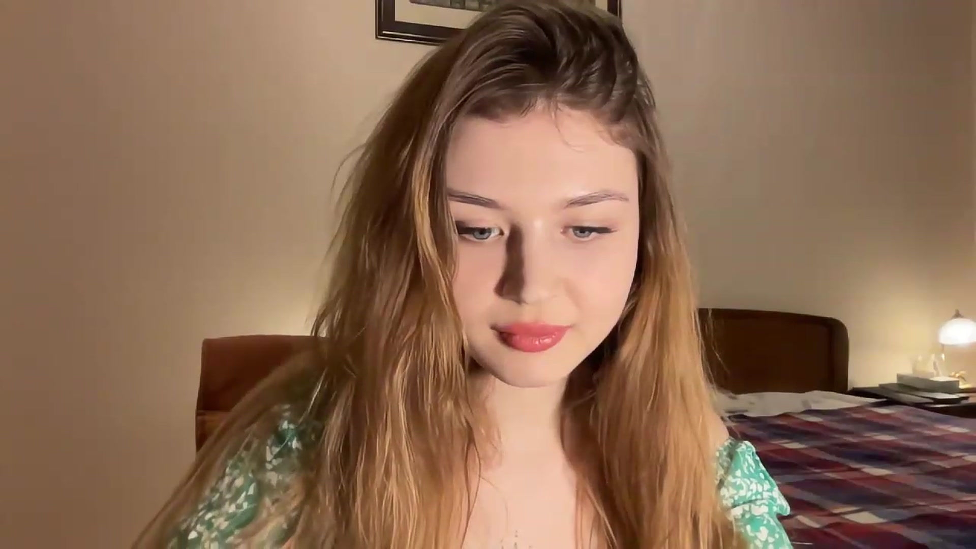 Gallery image thumbnail from Cassiopeeia's myfreecams stream on, 12/04/2022, 19:06 image 13 of 20