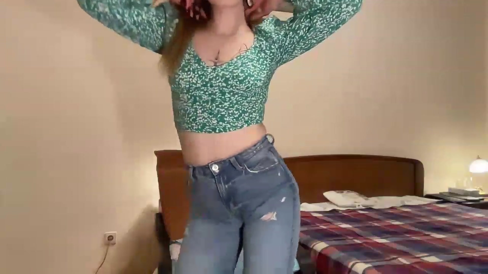 Gallery image thumbnail from Cassiopeeia's myfreecams stream on, 12/04/2022, 19:06 image 14 of 20