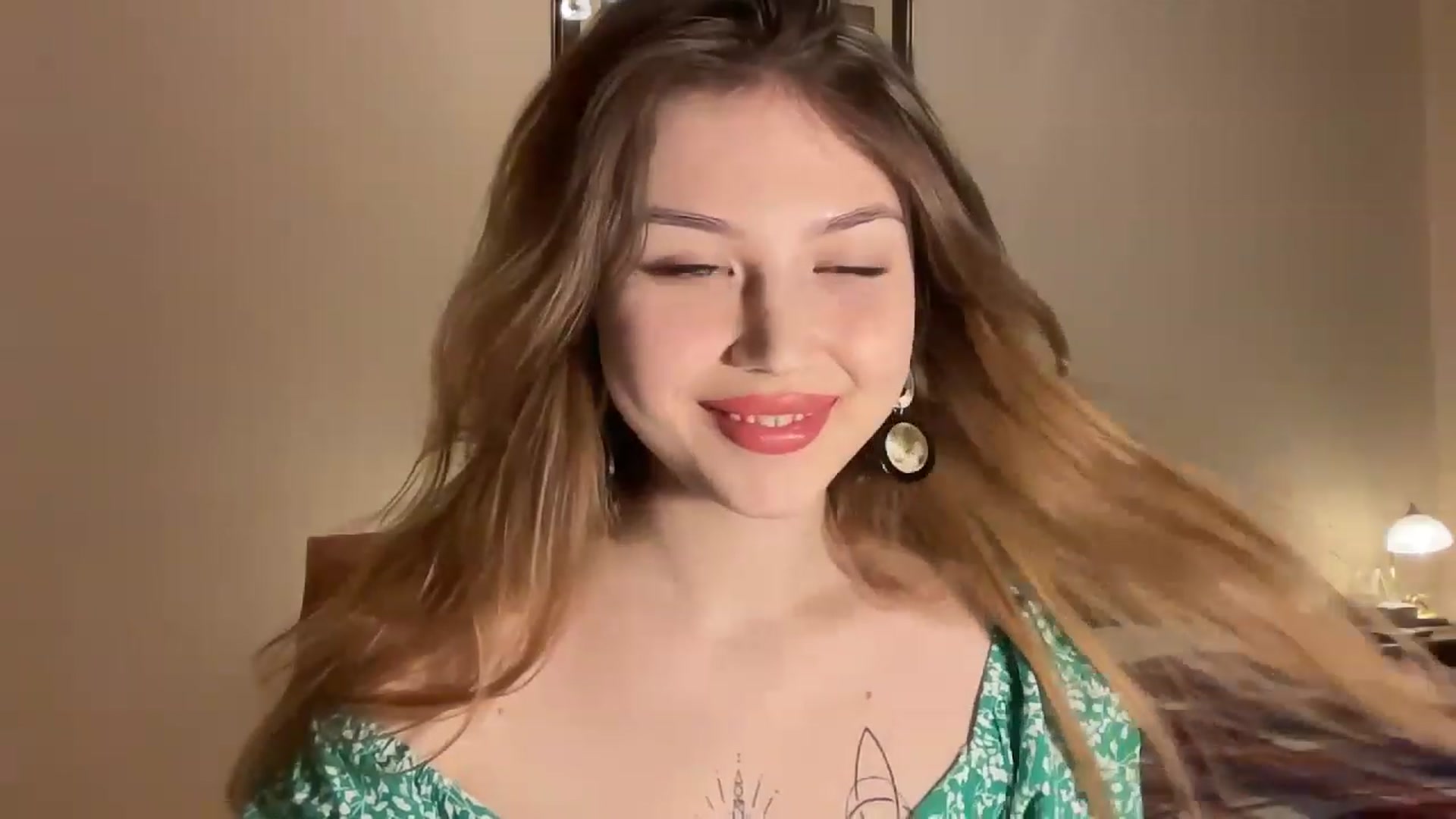 Gallery image thumbnail from Cassiopeeia's myfreecams stream on, 12/04/2022, 19:06 image 7 of 20