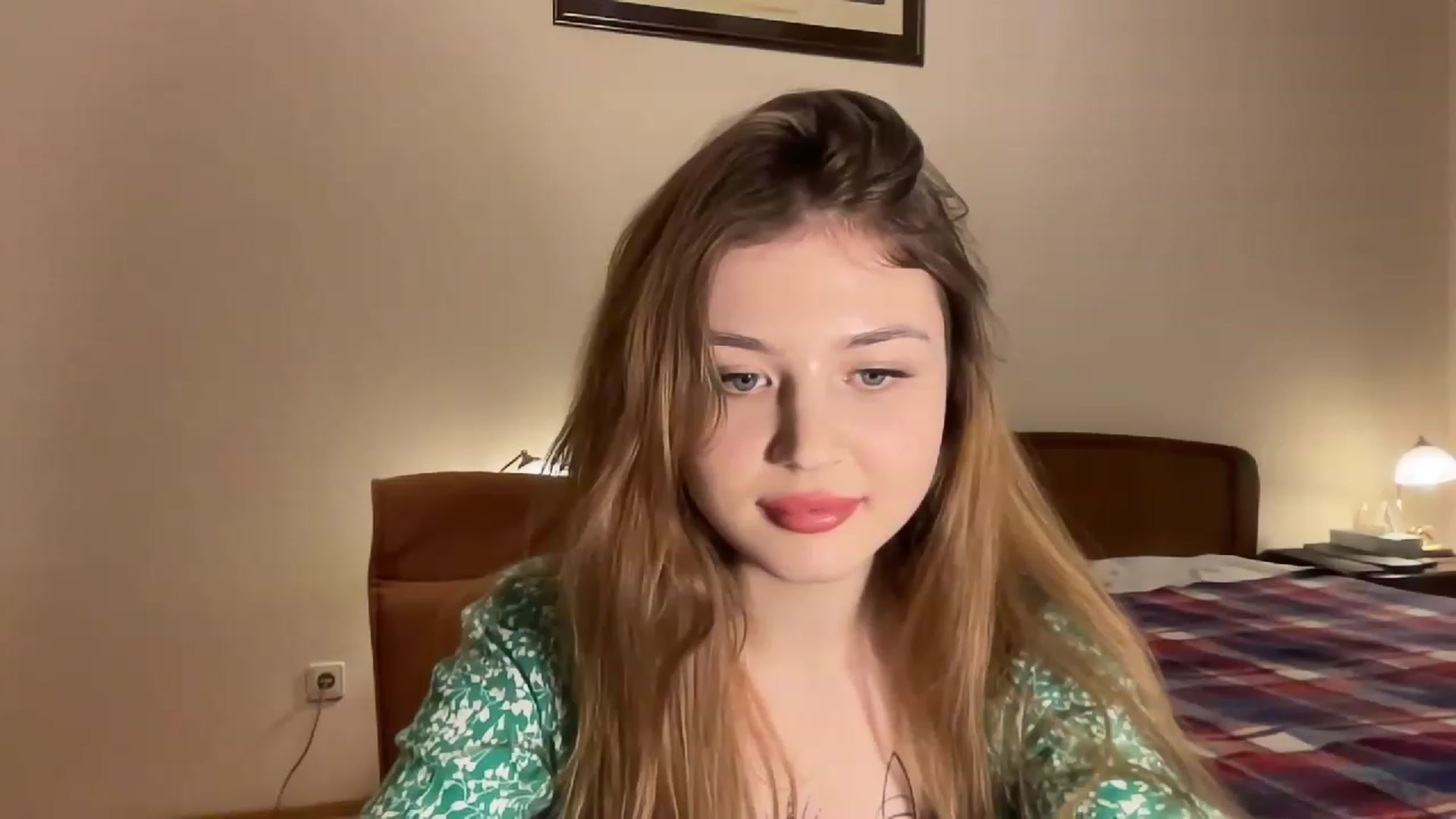 Gallery image thumbnail from Cassiopeeia's myfreecams stream on, 12/04/2022, 19:35 image 16 of 20