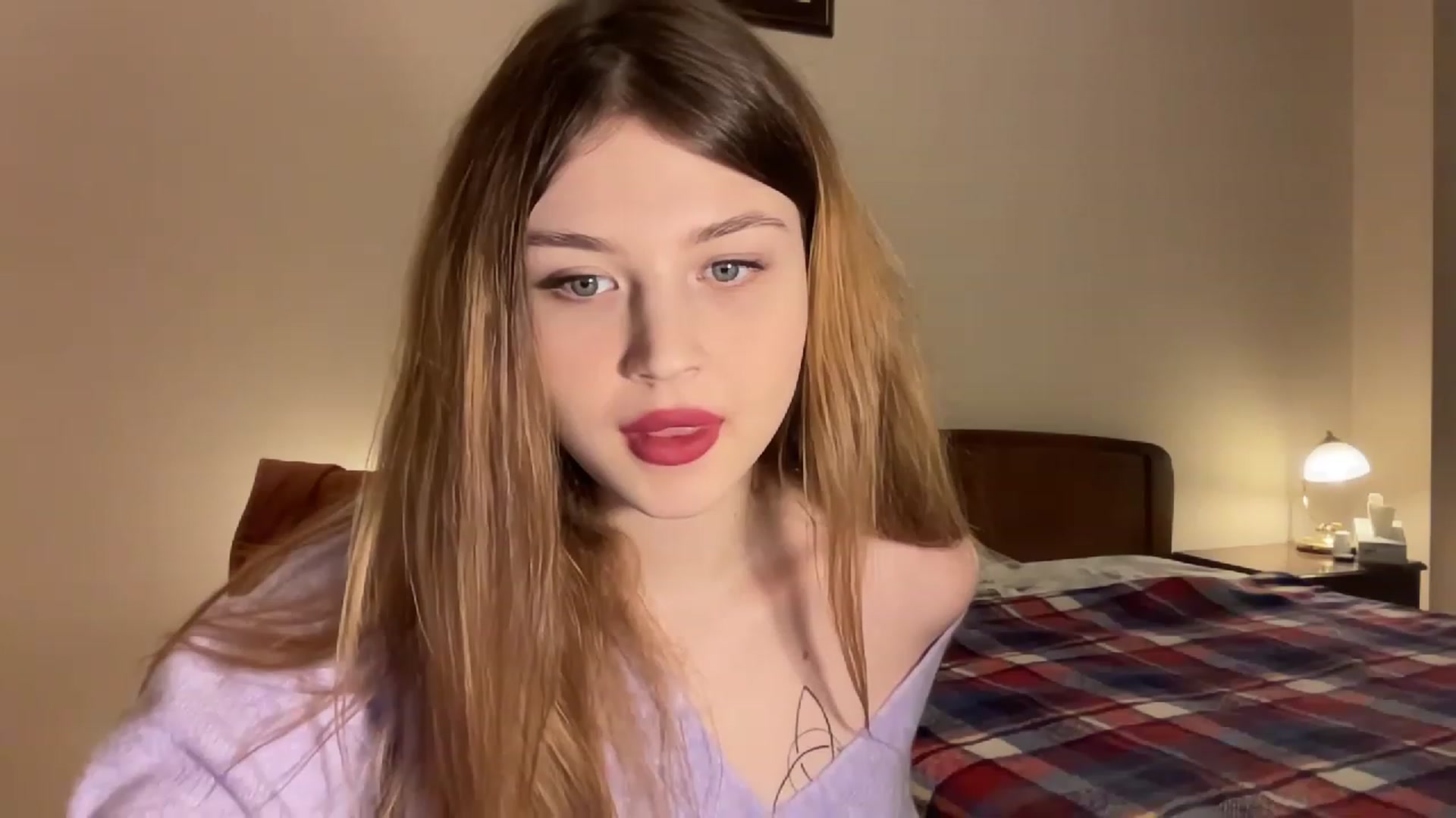 Gallery image thumbnail from Cassiopeeia's myfreecams stream on, 12/08/2022, 19:13 image 17 of 20