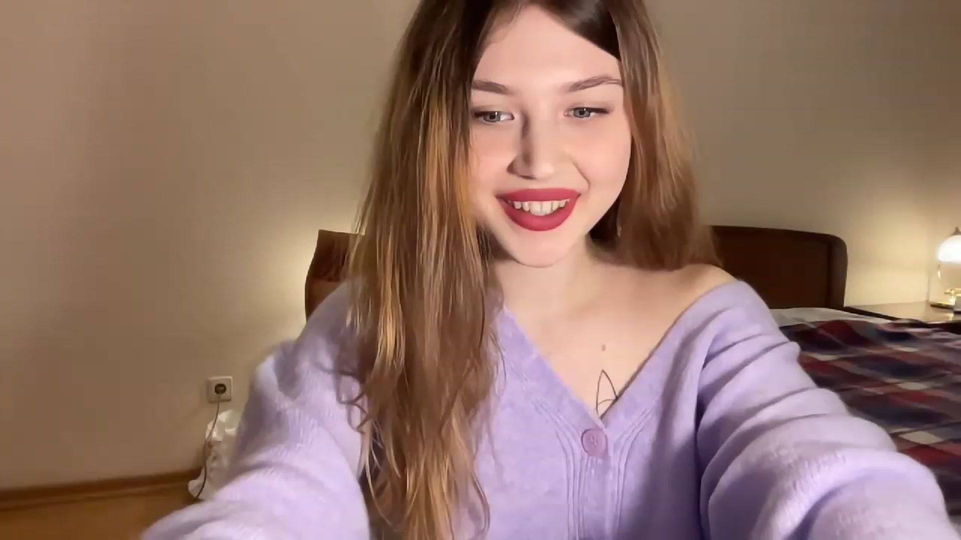 Gallery image thumbnail from Cassiopeeia's myfreecams stream on, 12/08/2022, 20:05 image 12 of 20