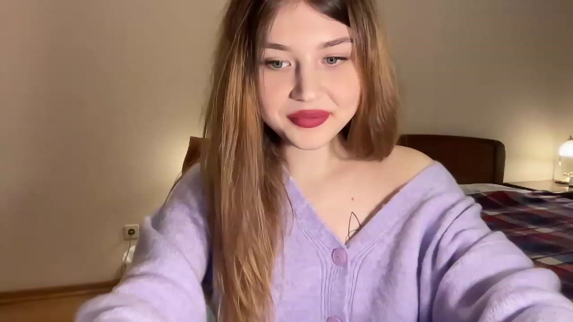 Gallery image thumbnail from Cassiopeeia's myfreecams stream on, 12/08/2022, 20:05 image 7 of 20